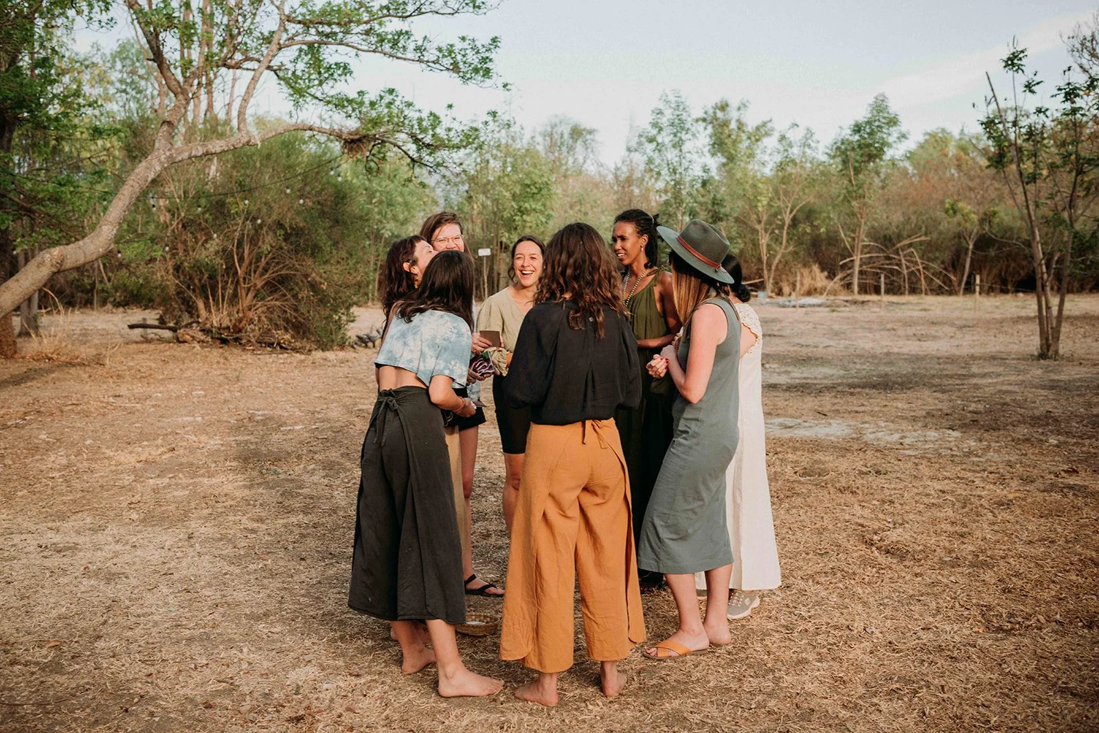 online women's circle, ebb & flow, sister circle, women's mentor, women's coaching