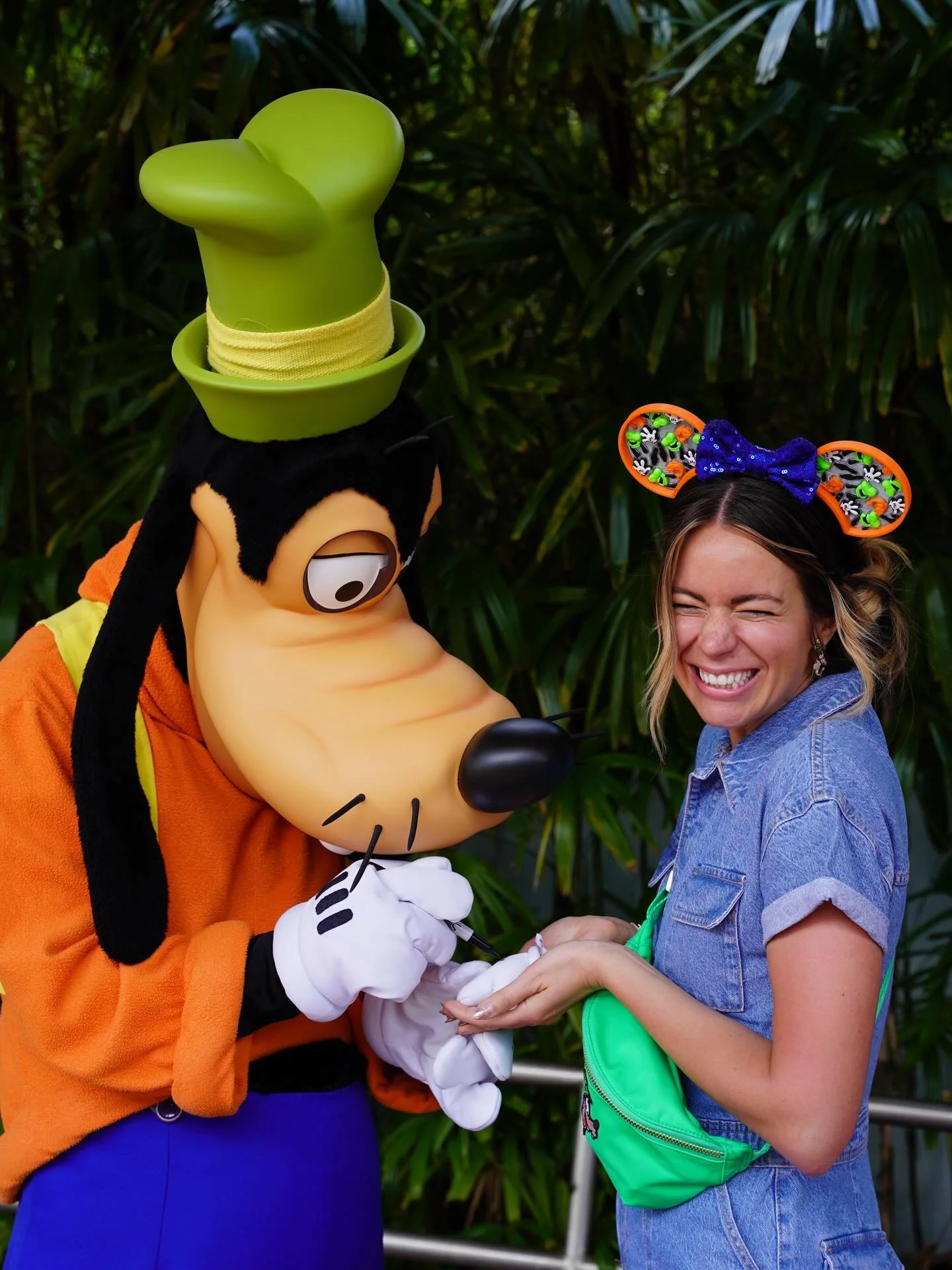 OH EM GAWRSH it&rsquo;s the last day of our sale?! 🧡💙💚 nothing felt more fitting than ending this January with my favorite goof, saying goodbye to all these designs! Some we&rsquo;ve had for NINE YEARS 🤯 some a lot newer but - it&rsquo;s time; be