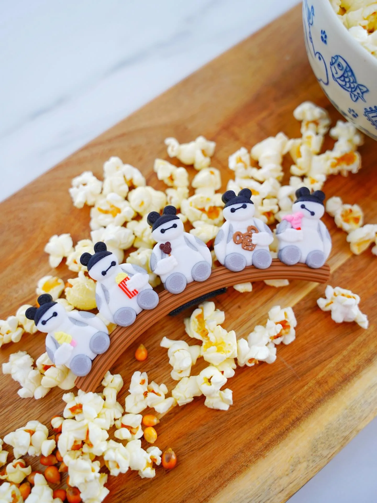 Princess crown who? 👑 apparently we were hungry when we designed this cutie because Snacky Baymax has certainly been POPPING OFF in the shop! &bull;
🍿 Our most sold design from our Baymax drop has been extended along with the rest of the collection