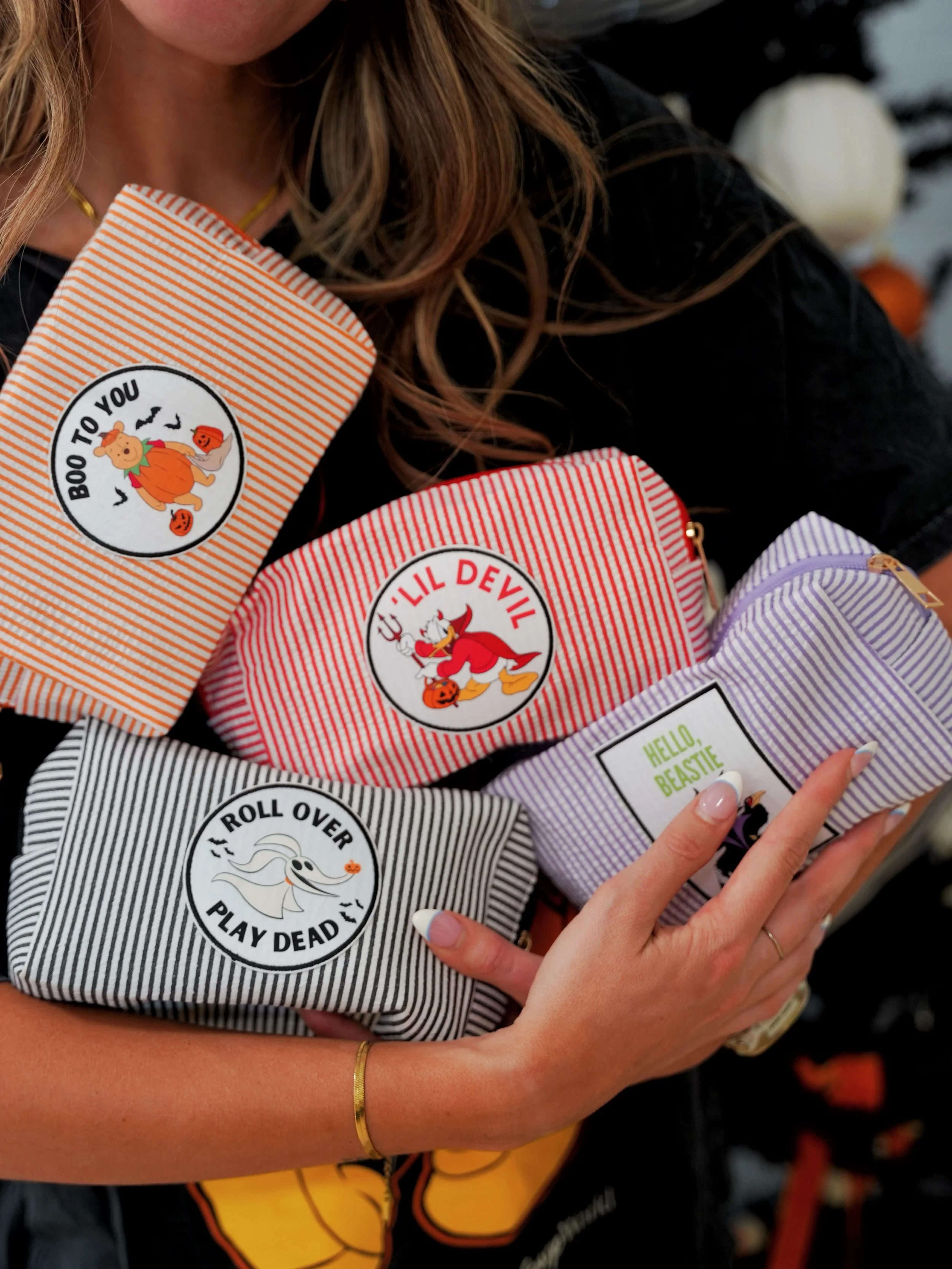 TYPE A TRAVELLERS UNITE! 🤭 Gosh I love a themed travel organization bag. Our 4 new spooky season designs can hold everything from power cords to snacks, our ears and accessories&hellip;the sky is the limit!! Grab one two or all four now in the shop,