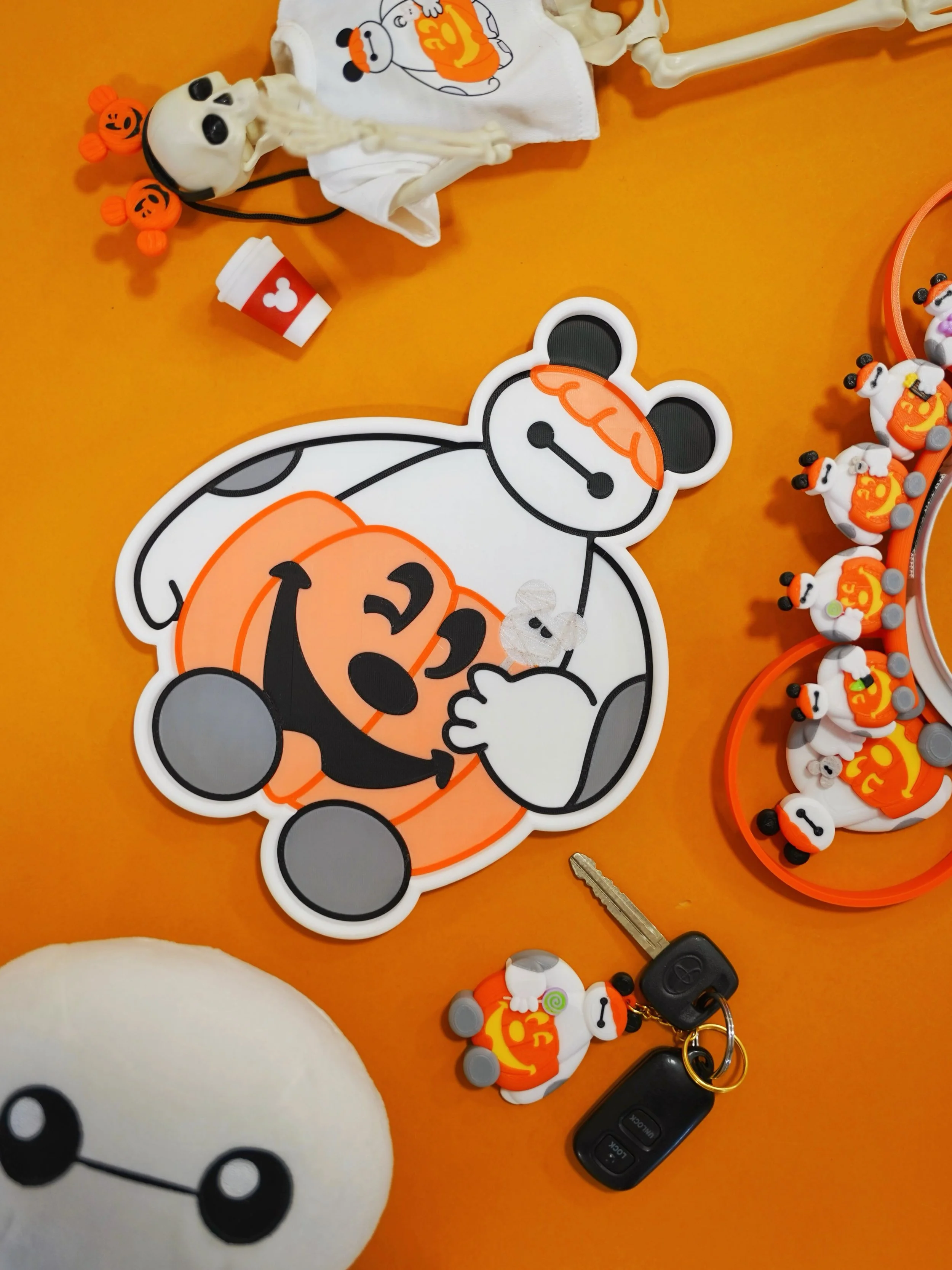At this point are we even surprised? 🎃 BUT SURPRISE! Phillip in all his absolute thoughtfulness knew one thing was missing from this drop; our favorite big hero in his pumpkin fit as a trinket tray. 🥹 I love him your honor. Dropping tonight alongsi