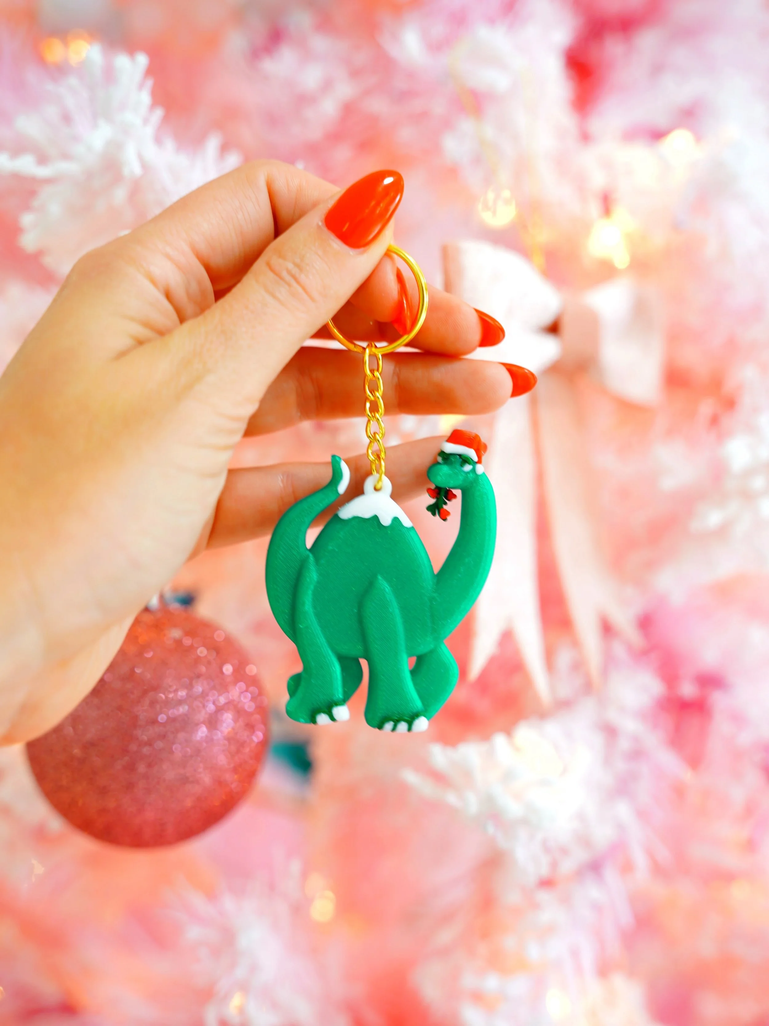 Should we call it ghosts of Christmas past since they&rsquo;re returning to the shop? And it&rsquo;s still Halloween? 👀😆 &bull;
CHRISTMAS DROPS 10.30 @ 6 PM CST!! &bull;
Don&rsquo;t worry- in true F55 form we overachieved we&rsquo;ve got 30 NEW des