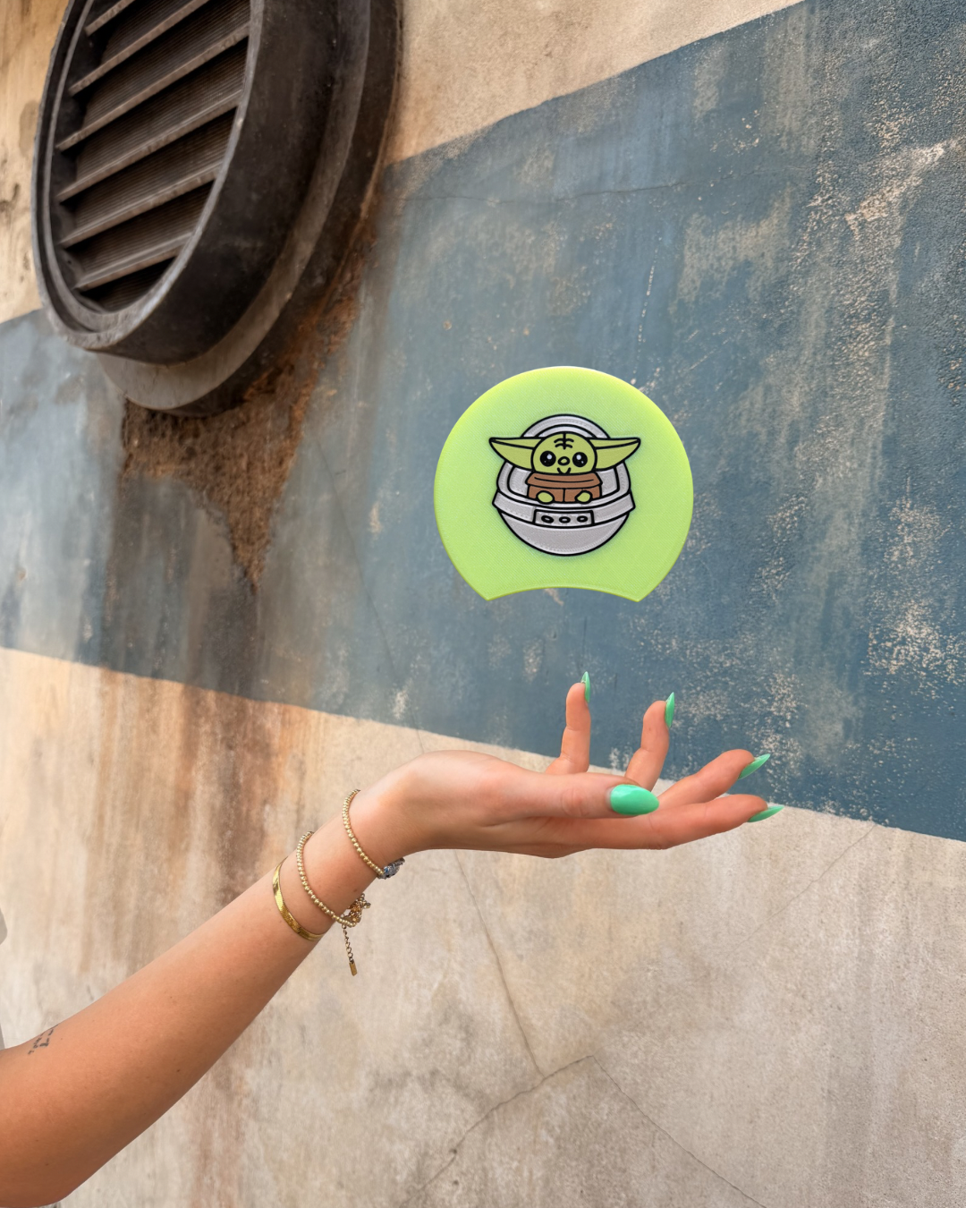 The Child Small ContainEar