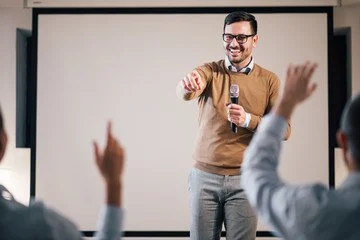 Nailing Impromptu Speeches: The Secret to Speaking Easily and Brilliantly on the Spot 