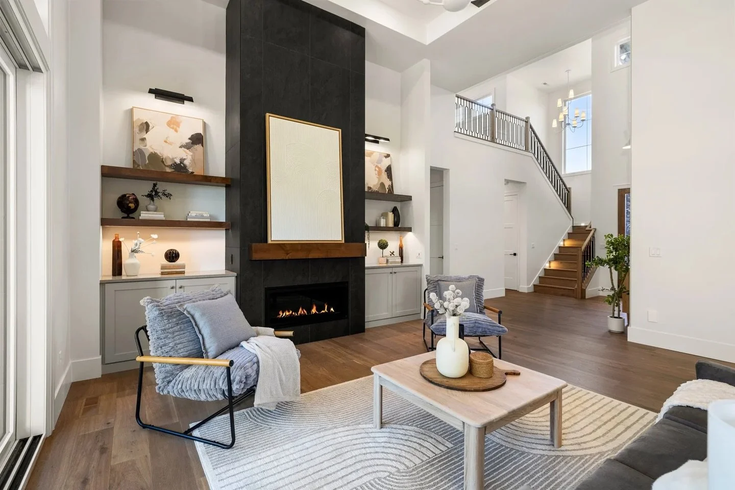 Really happy with how all of the textures and lines came together in this great room. We fit a lot of details into this space!  #eagleidaho #boisenewconstruction #eaglerealestate #idahorealestate #idahohomes