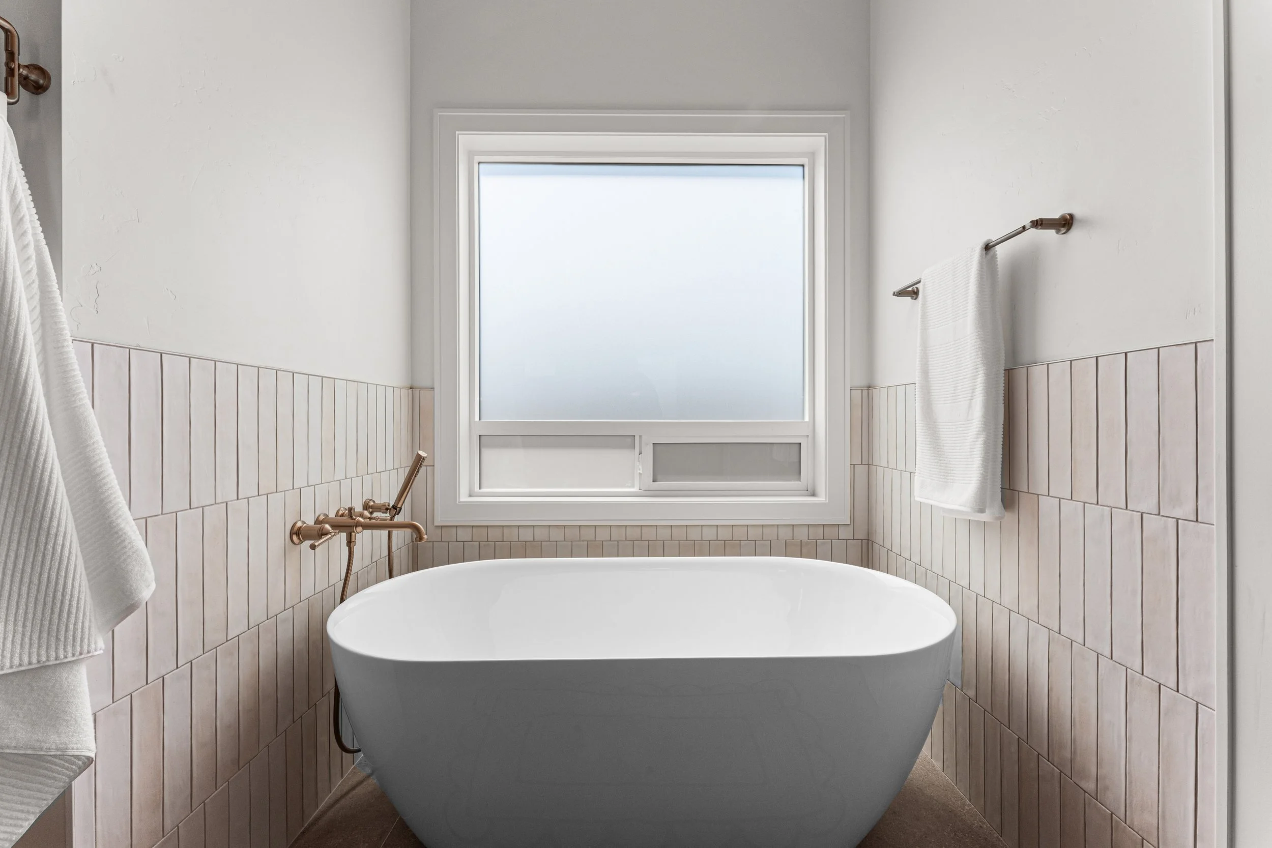 875 N Creekwater-61.jpeg