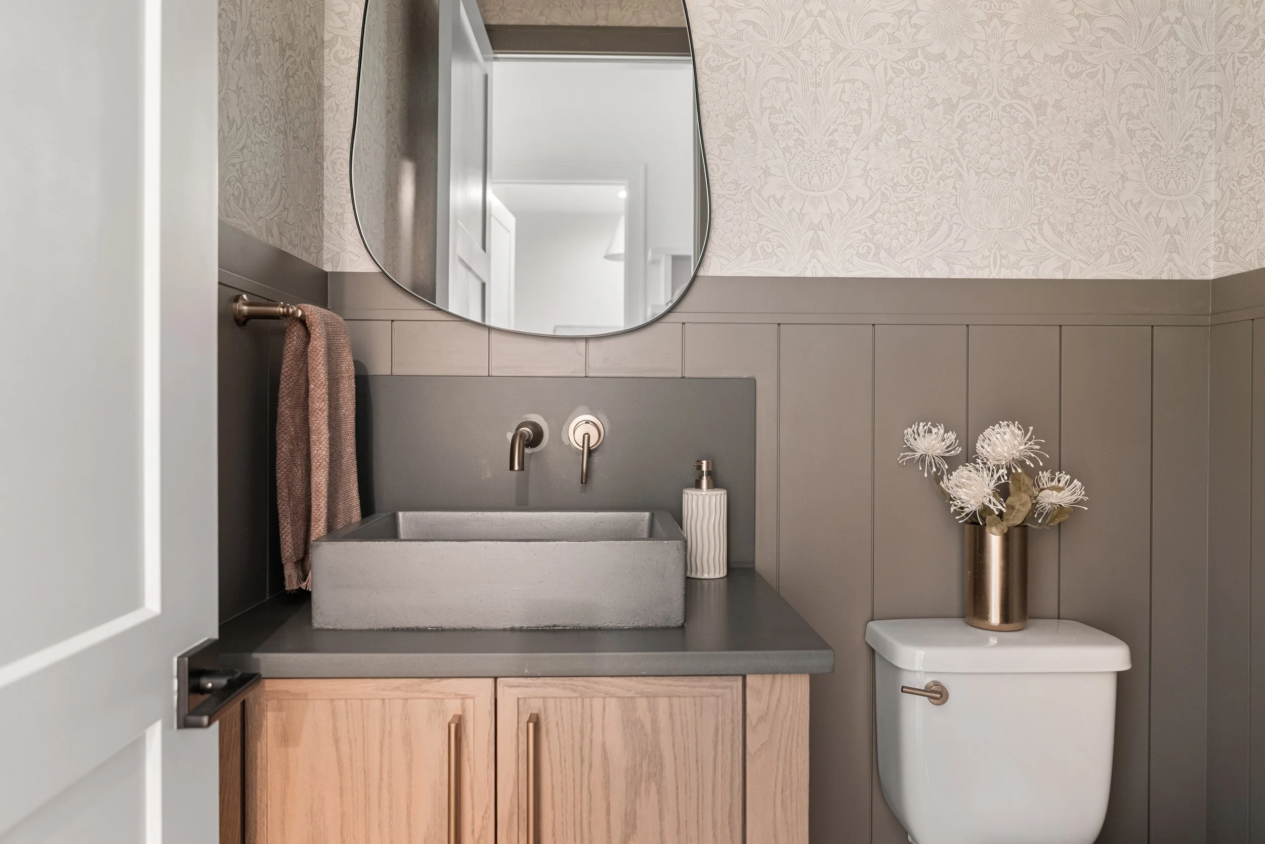 875 N Creekwater-42.jpeg