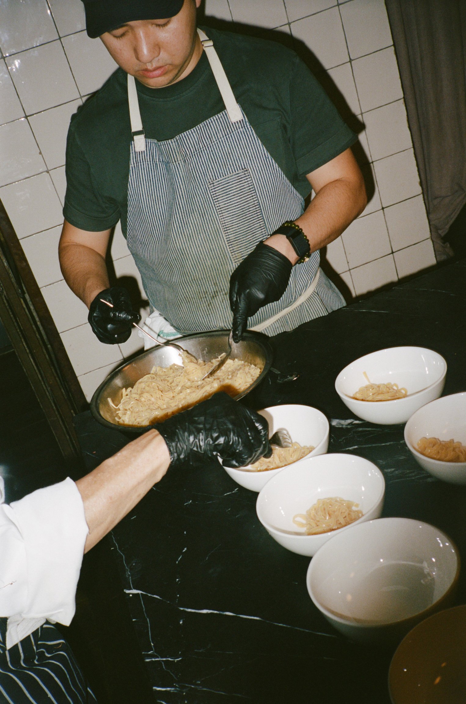 102297_SHU_002_11.jpg