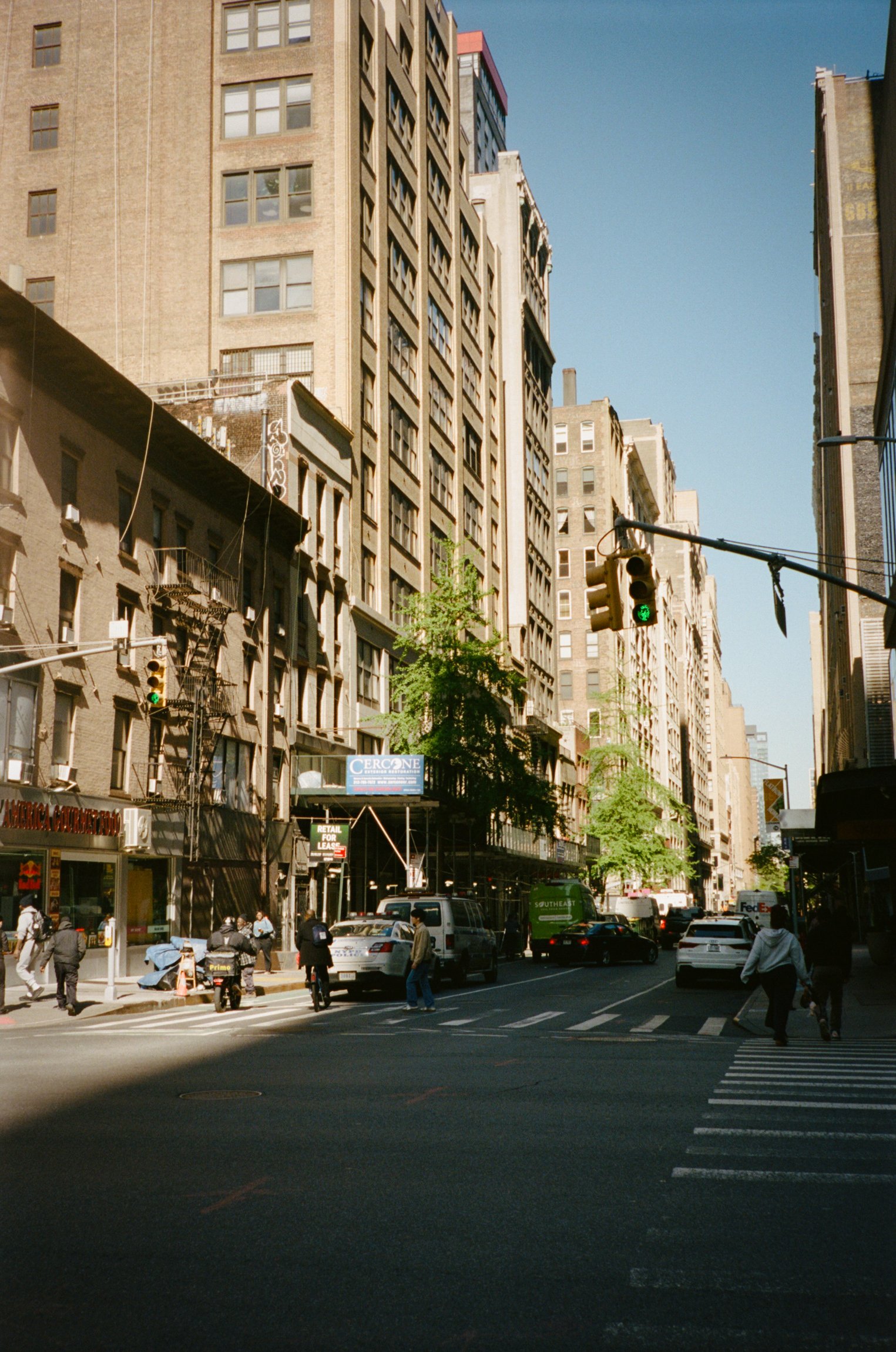 102297_SHU_002_29.jpg