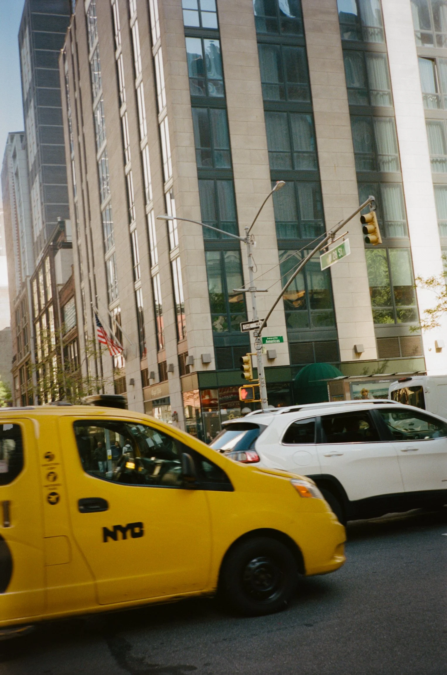 102297_SHU_002_30.jpg