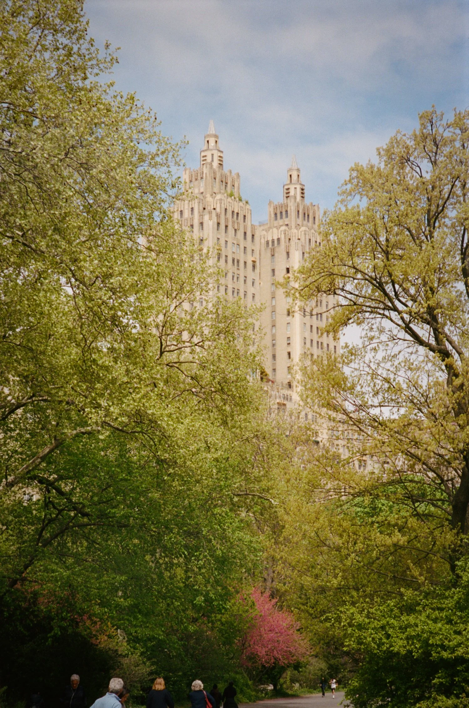 102297_SHU_003_22.jpg