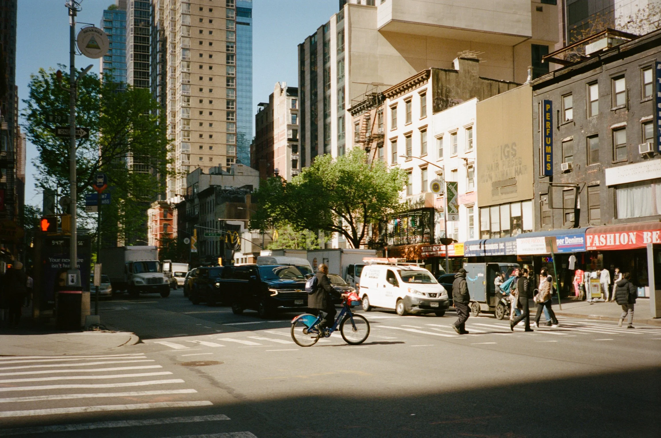 102297_SHU_002_28.jpg
