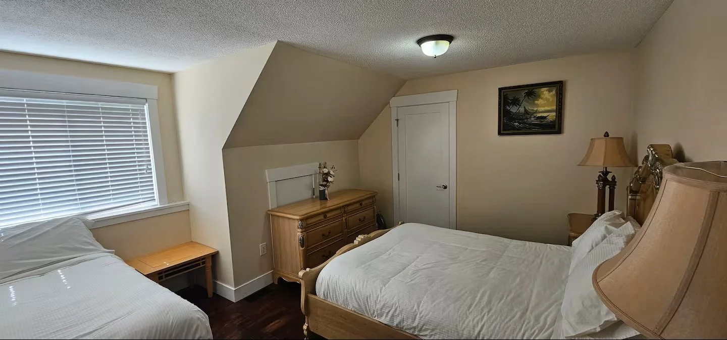 Shared bedroom (2 people)
