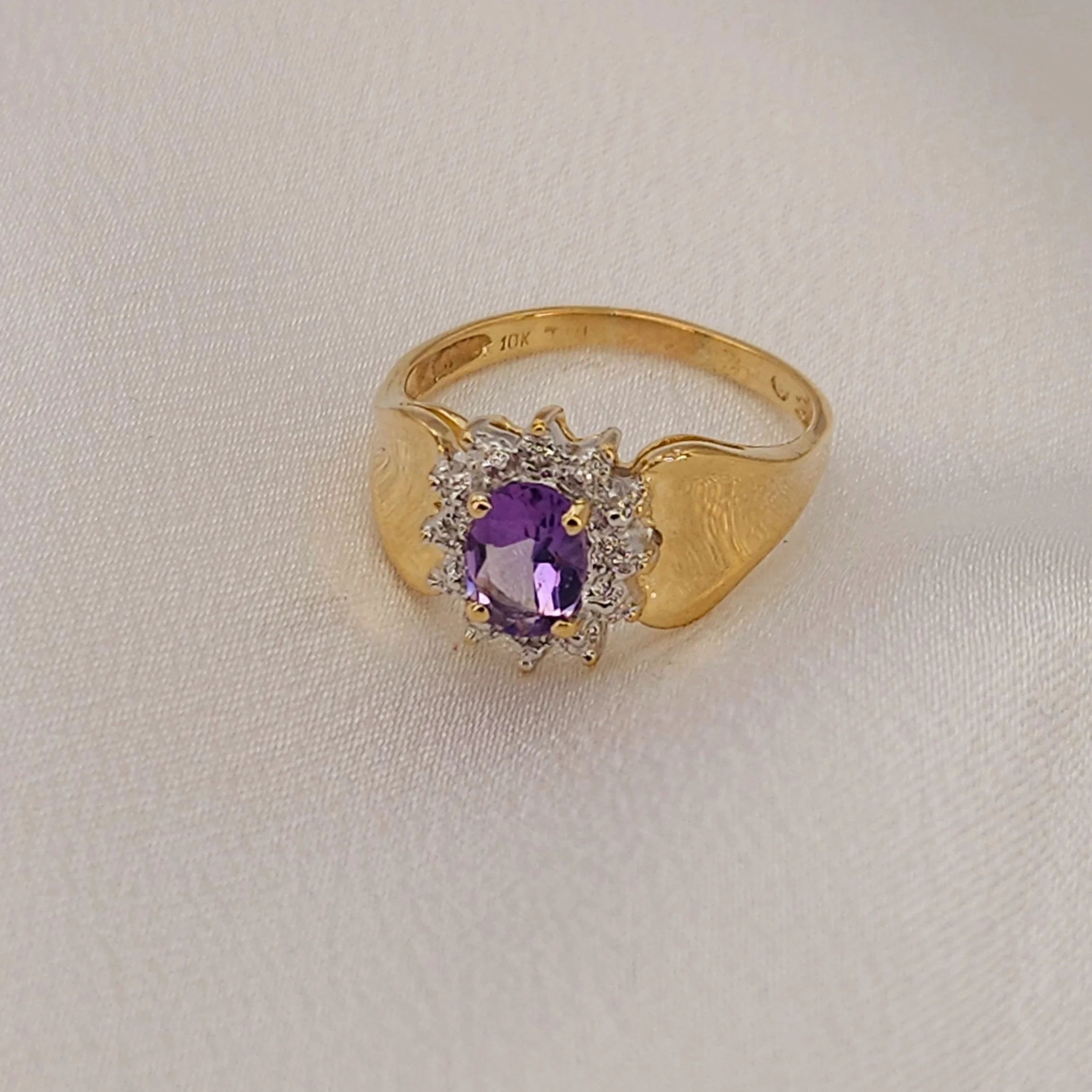 Vintage Amethyst Flower Ring (.85 CT)