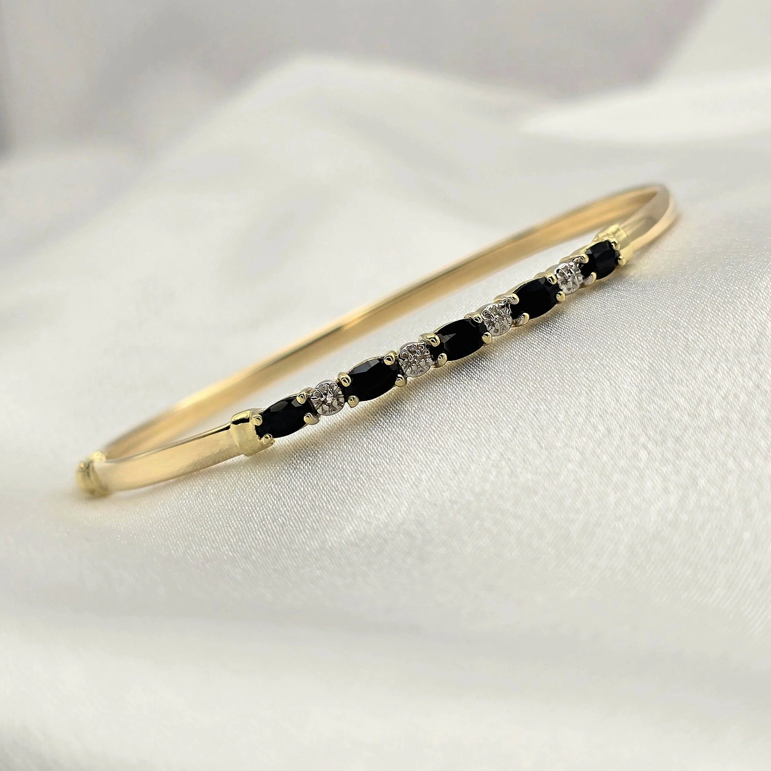 Sapphire And Diamond Bangle Bracelet (1.75 CTW)