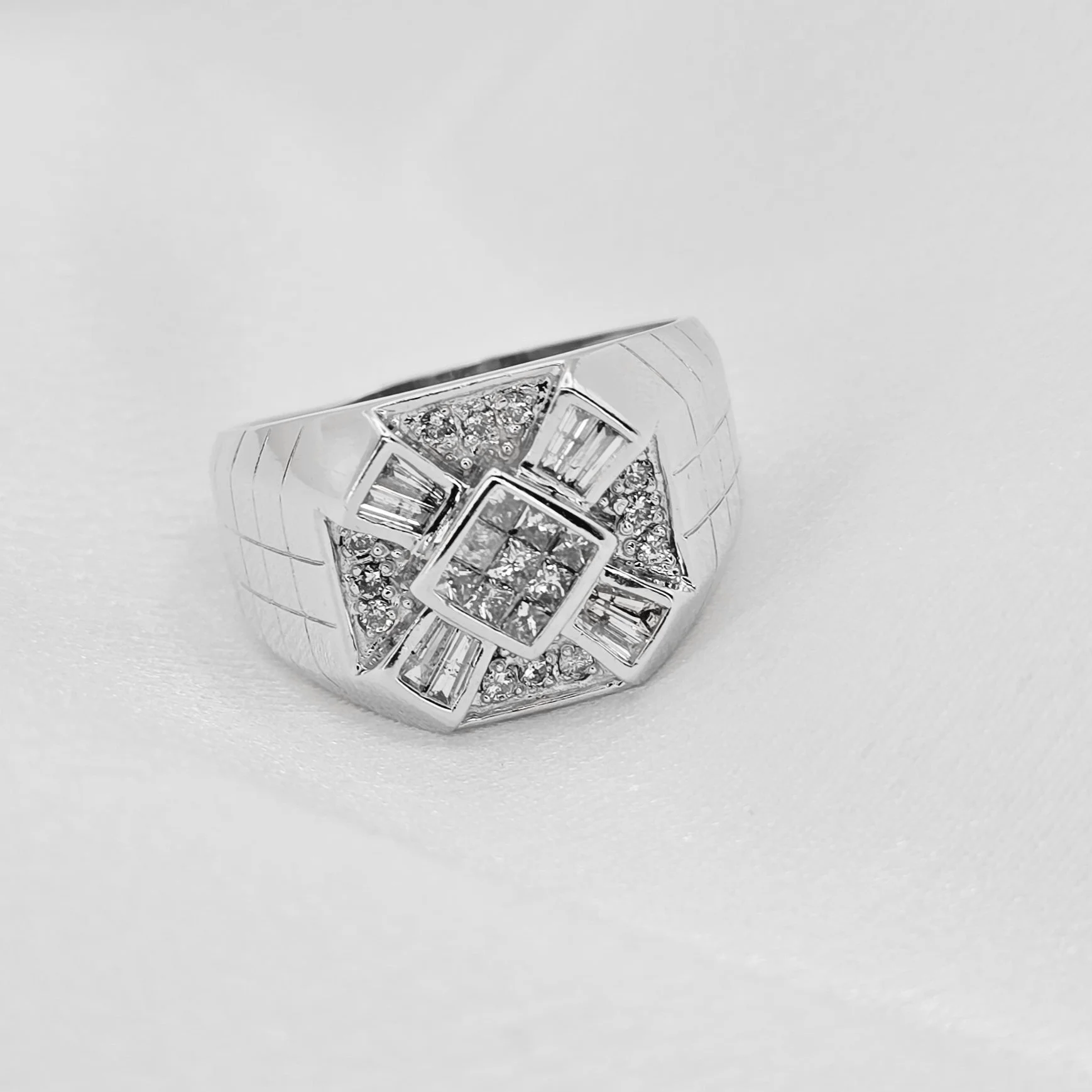Vintage Mens Diamond Cluster Ring (.70CWT)