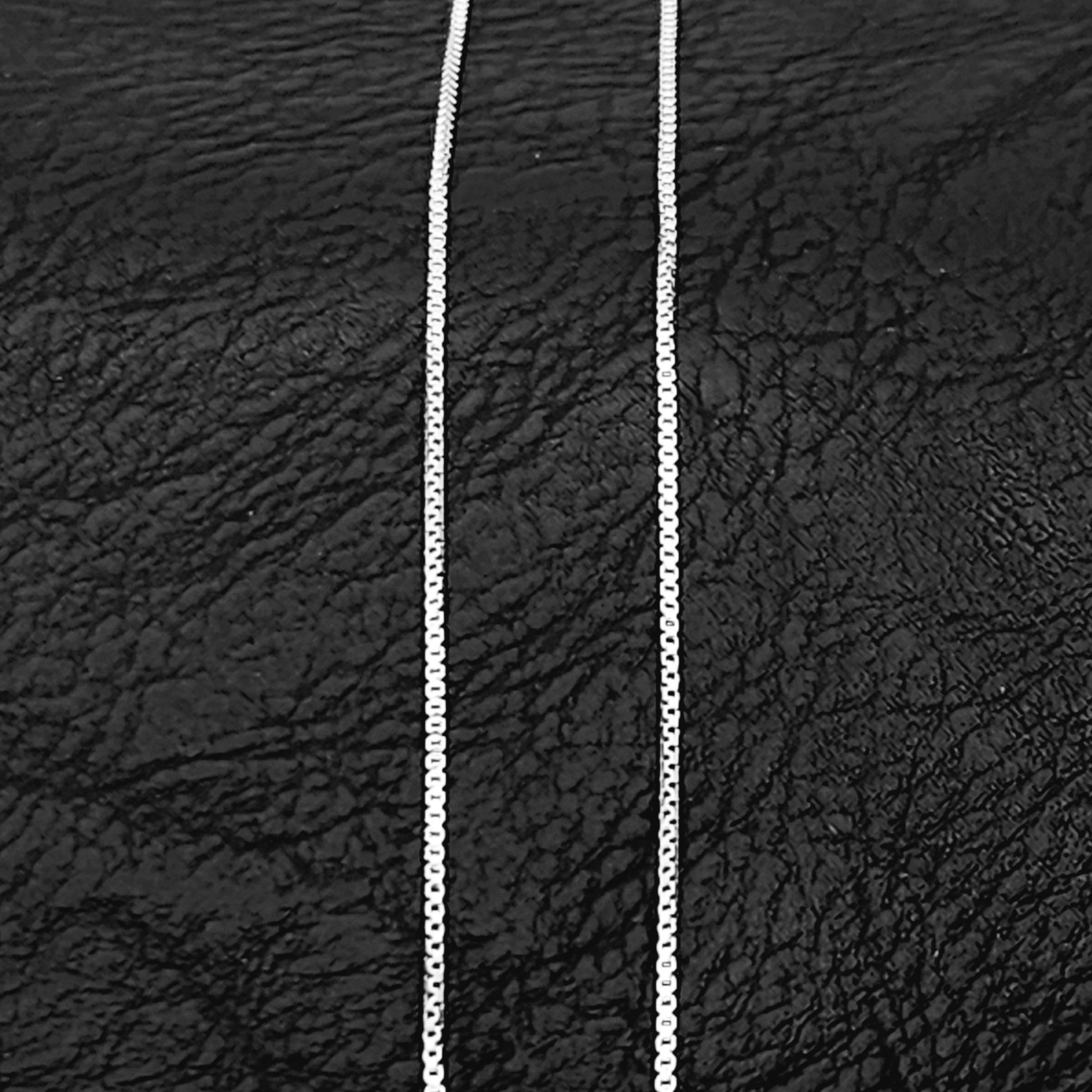 Silver Box Link Necklace (18")