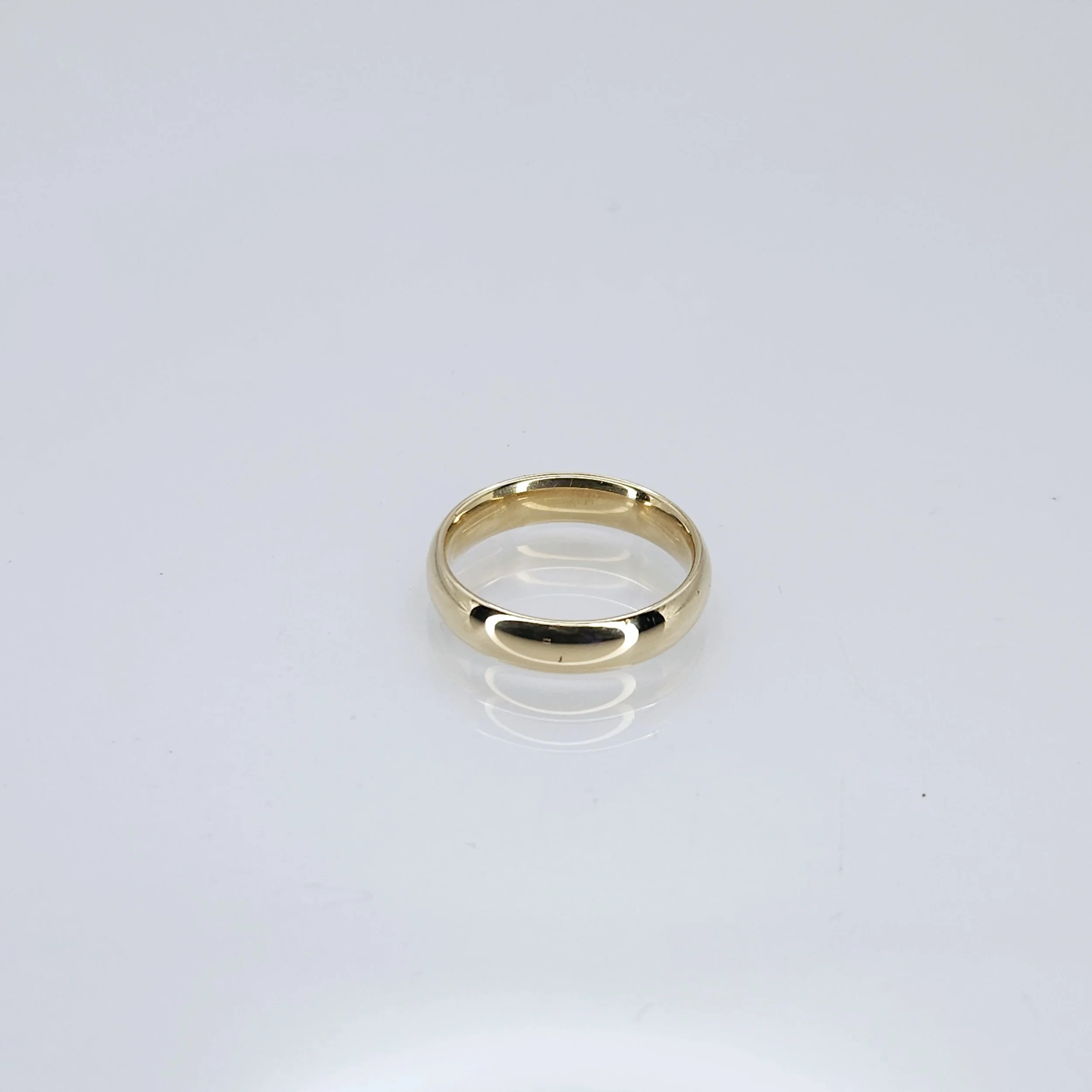 Classic Wedding Band (Comfort Fit)