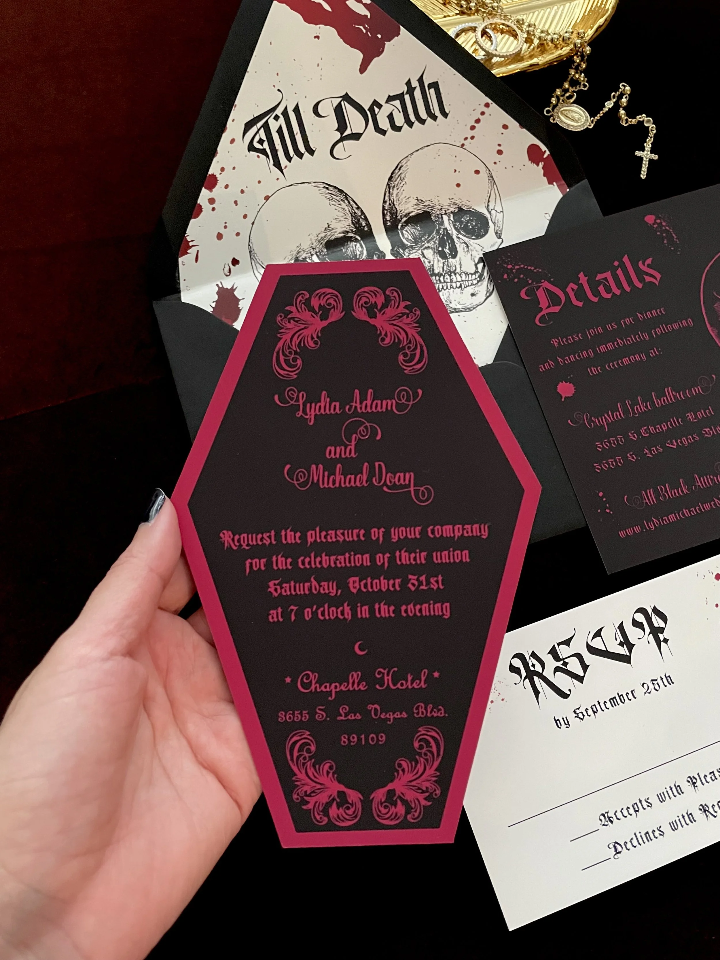 unique-coffin-wedding-invitation-gothic-style.jpeg