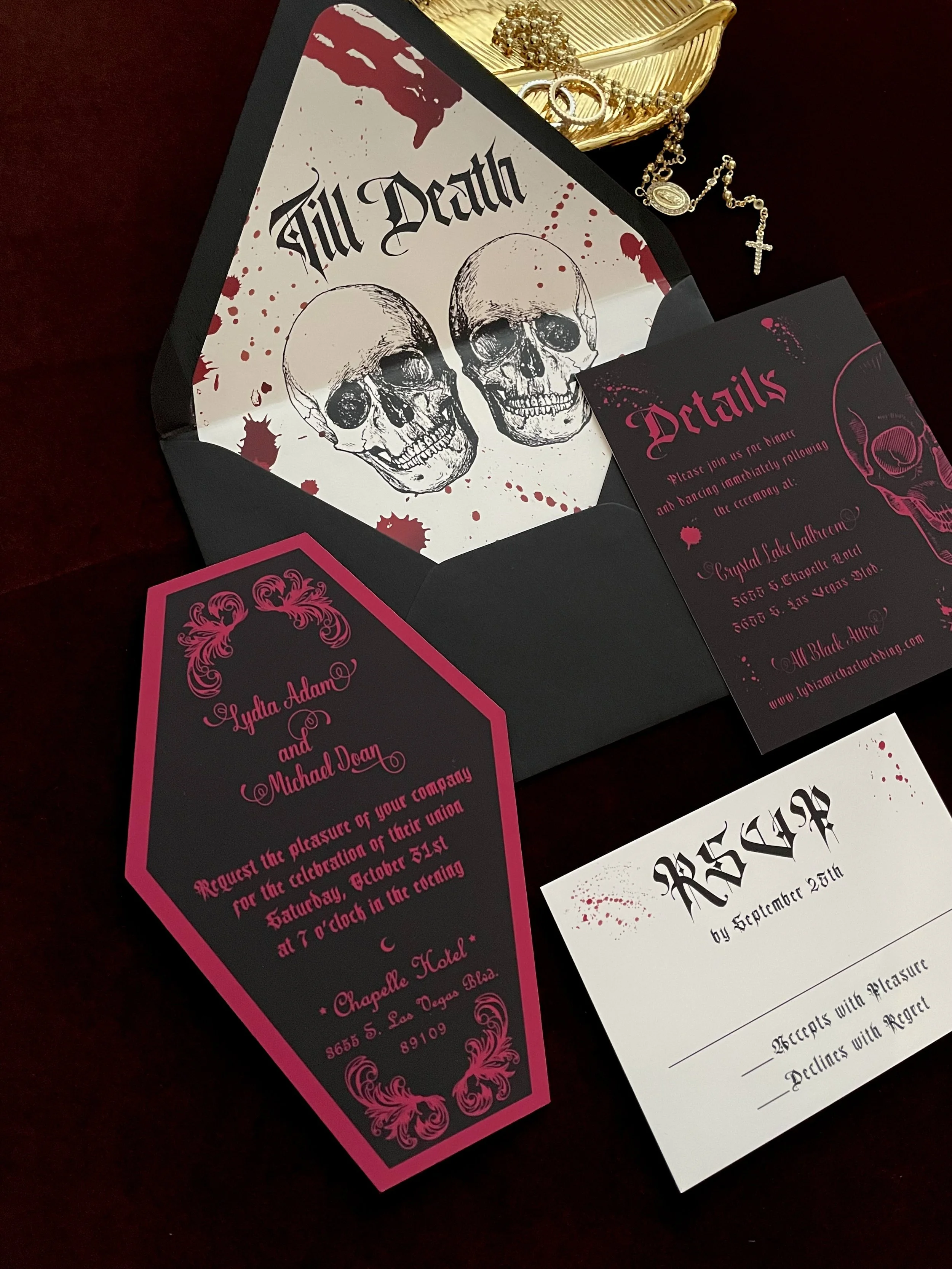 skull-wedding-invitation-blood-splatter-liner.jpeg