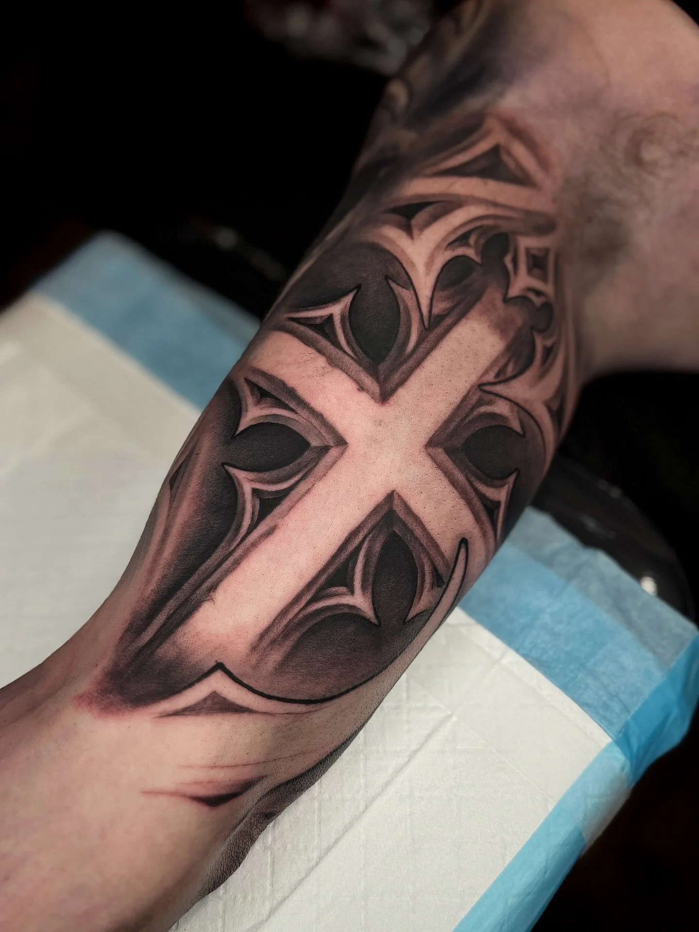 📸 📸 📸

@lighthouse_tattoo 
@lotusneedles 
@australiantattooistsguild 

#architecture #architecturetattoo #cross #crosstattoo #bioarchitecture #bioarchitexture
