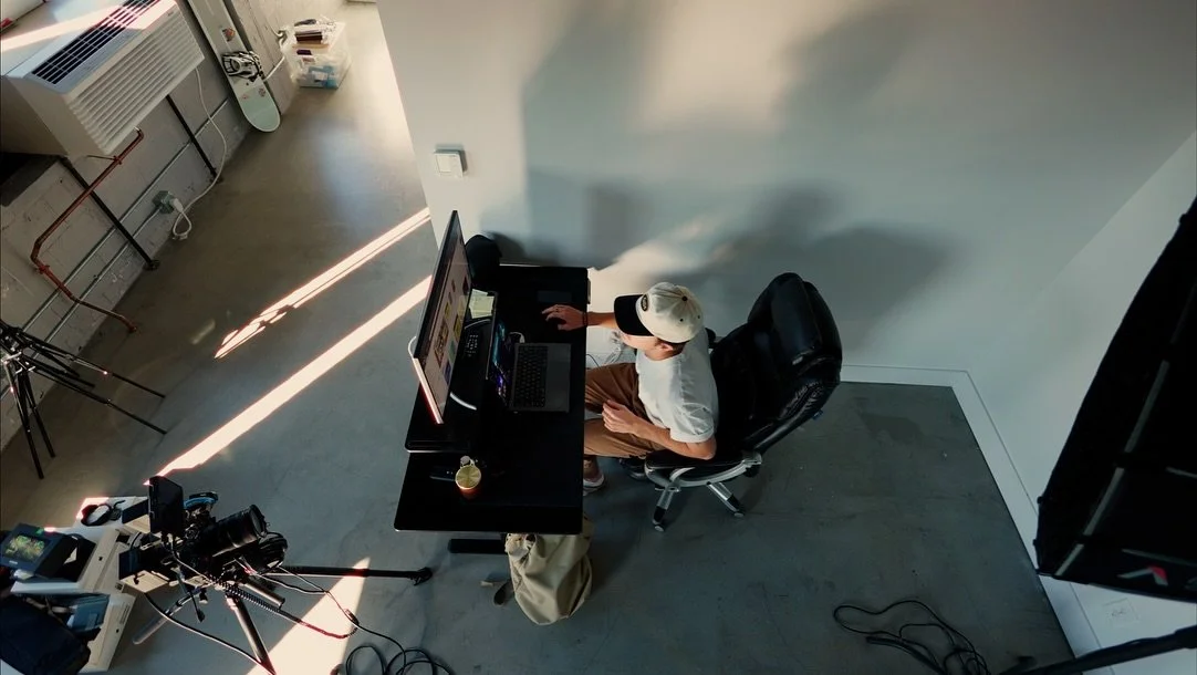 Frames from my first full week working in the new spot. Lots of work left to do, like organize my gear, and get a dining table lol, but loving the energy and productivity I&rsquo;m experiencing already.

The goal is to remove as much friction from cr