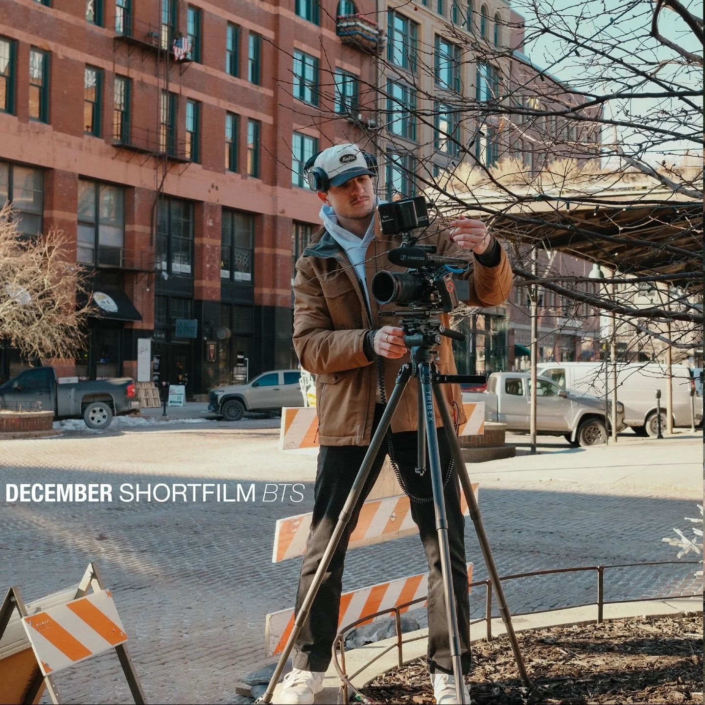 BTS from a spec ad shot for @ballclubco &ldquo;Motto Hat&rdquo;.

Fingers were frozen while filming in the early morning hours of a Midwest winter day, but was so much fun. 

Focused on storytelling and bringing the viewer along a journey instead of 