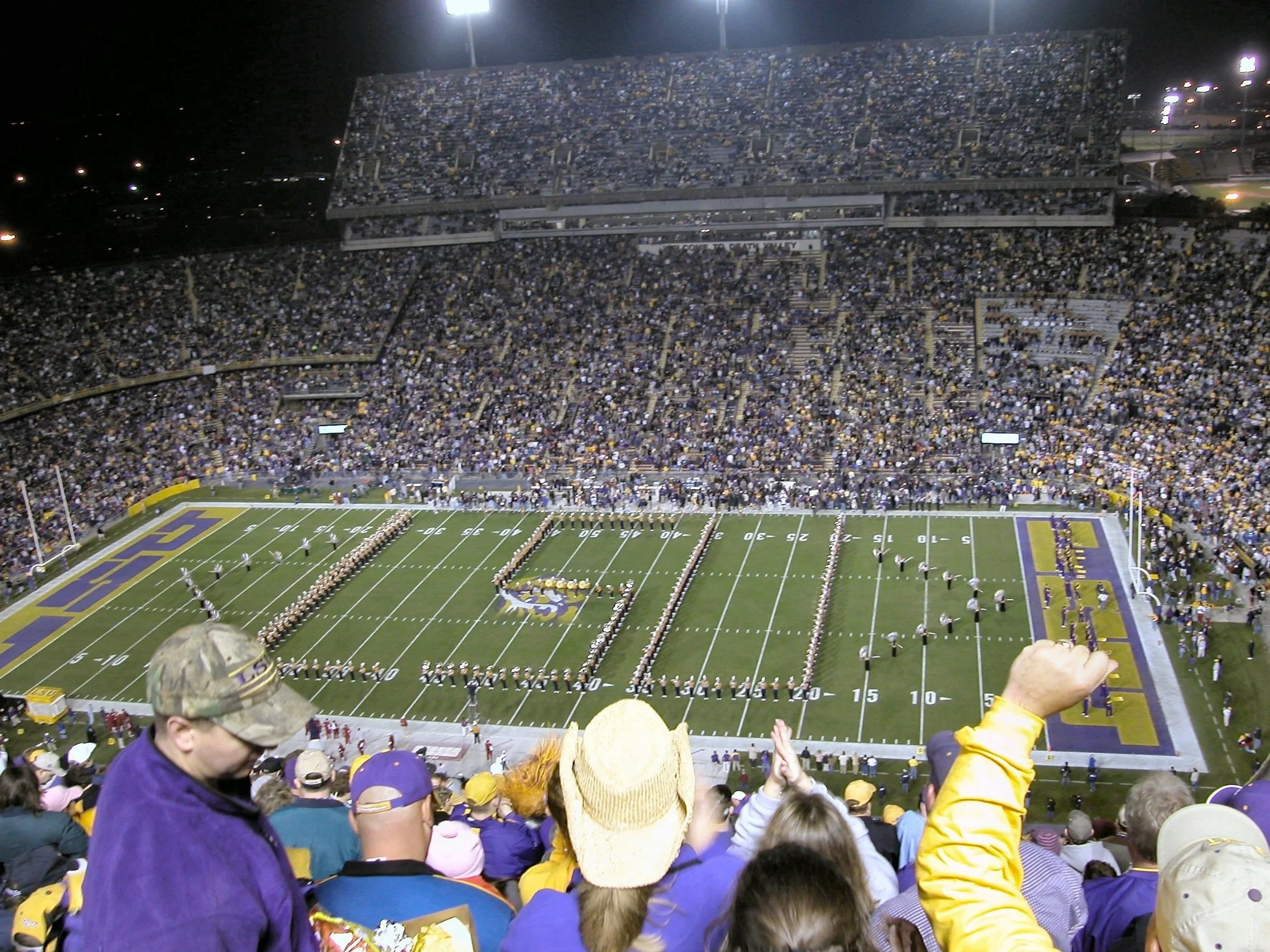 Palooza04Day4LSUGame4.jpg
