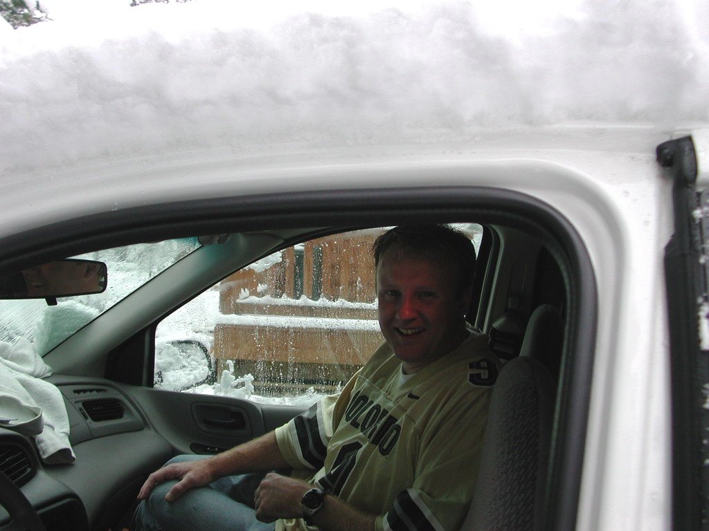 Palooza01Day3SnowCarSean.jpg