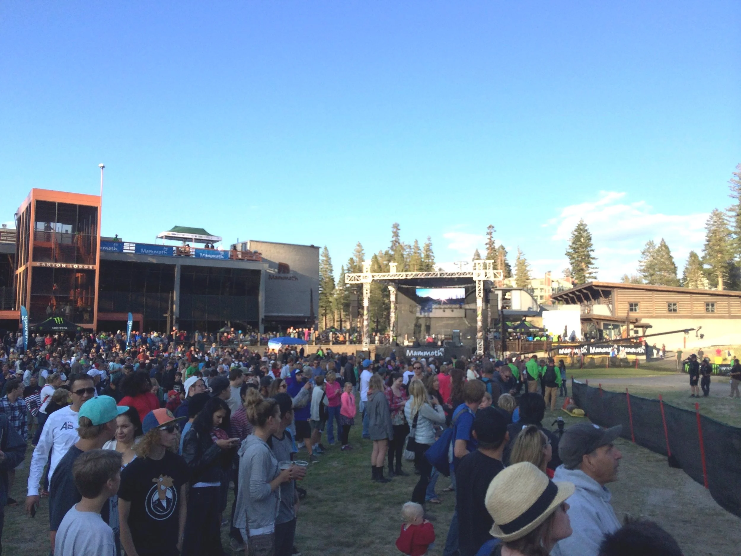 Palooza14Day2MoreJump9.jpg