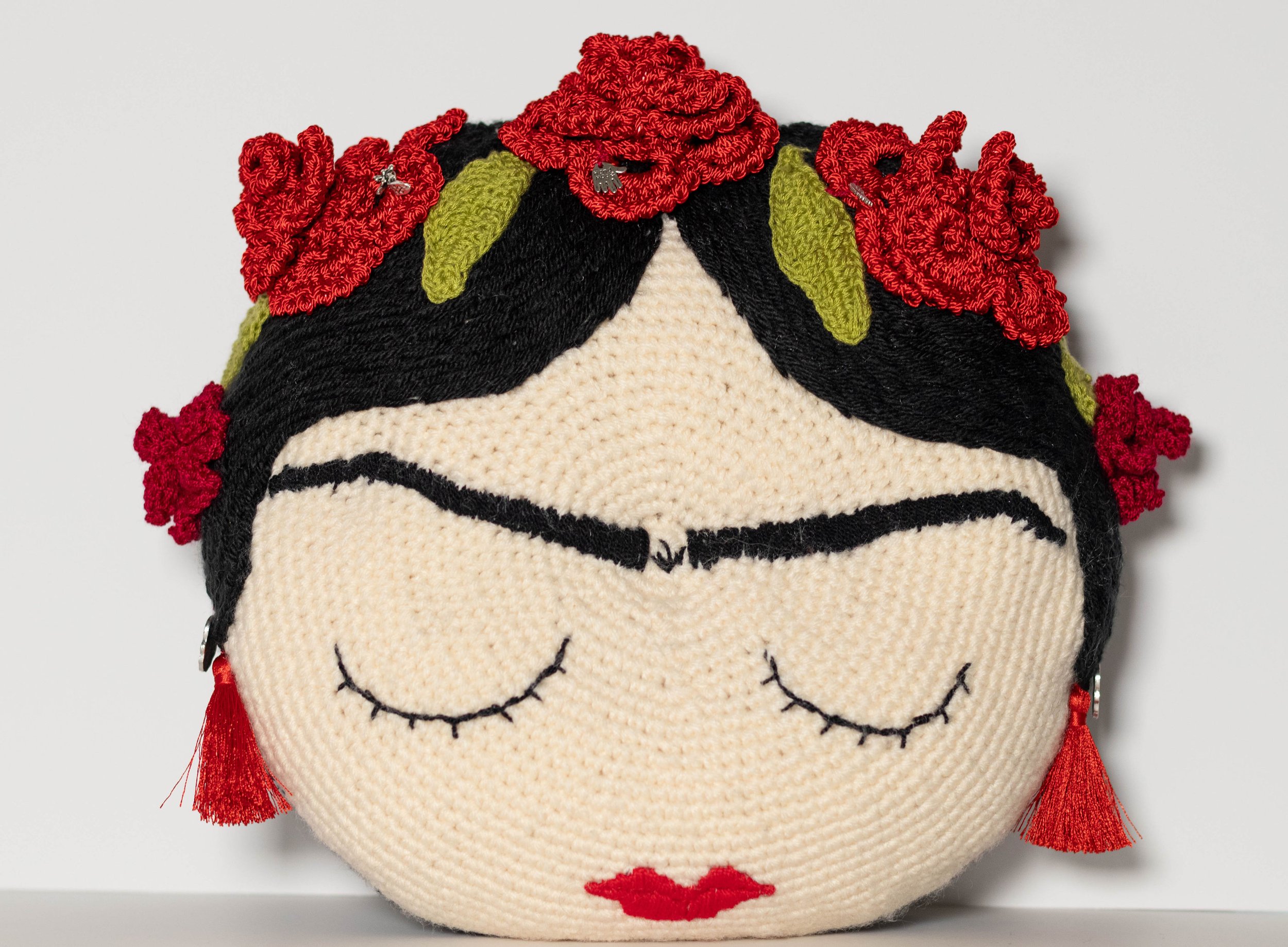 frida cushion 1.jpg