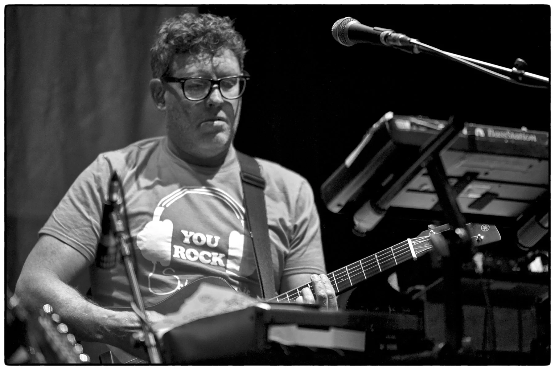Jeff Rosenstock rocked White Eagle Hall — AP VIBES MEDIA
