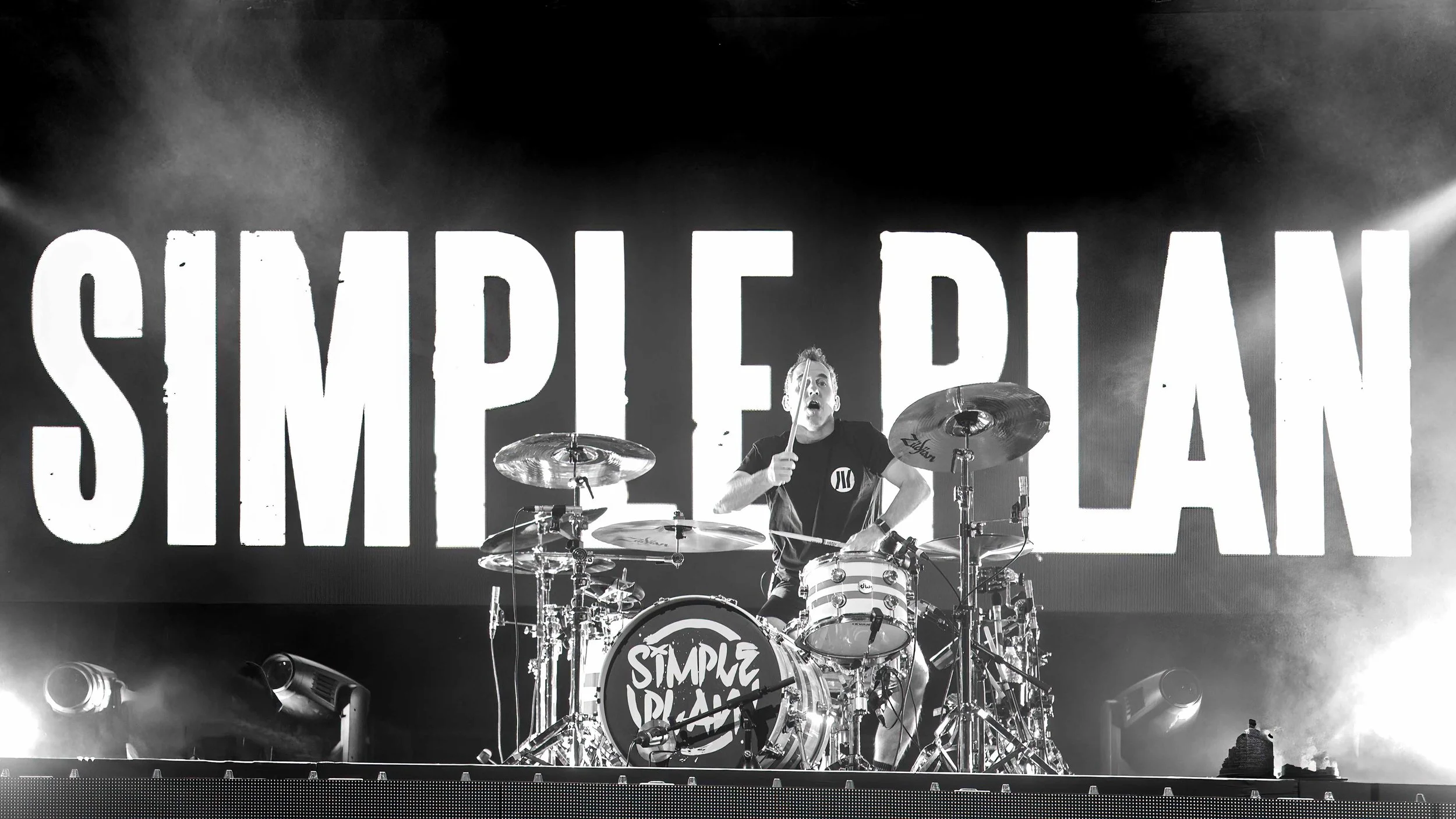 Simple Plan Sets Off Summer Nostalgia at a Sold-Out Stone Pony Summer Stage