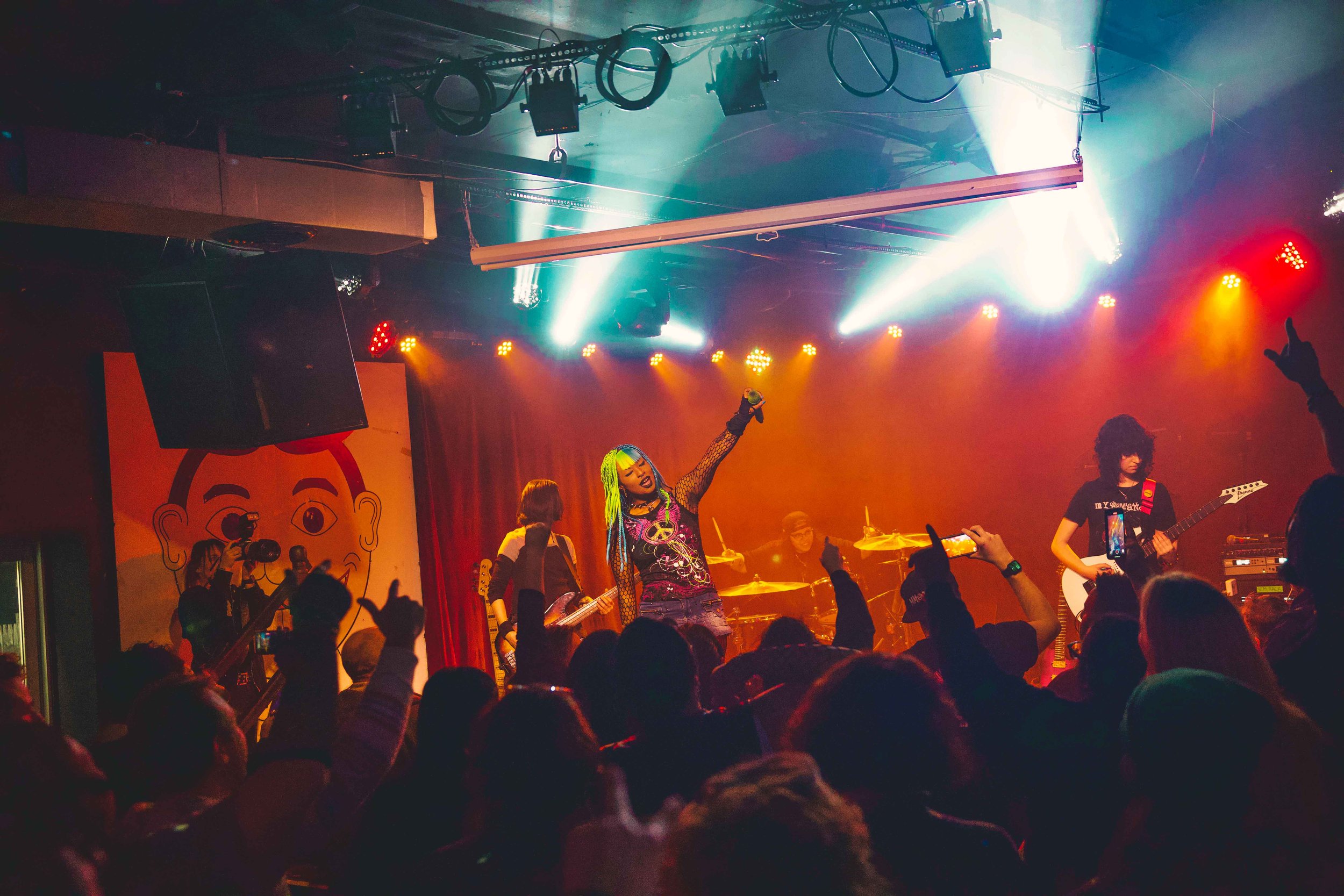 Meet Me @ the Altar Returns to NJ for an Exciting Wonder Bar Show!