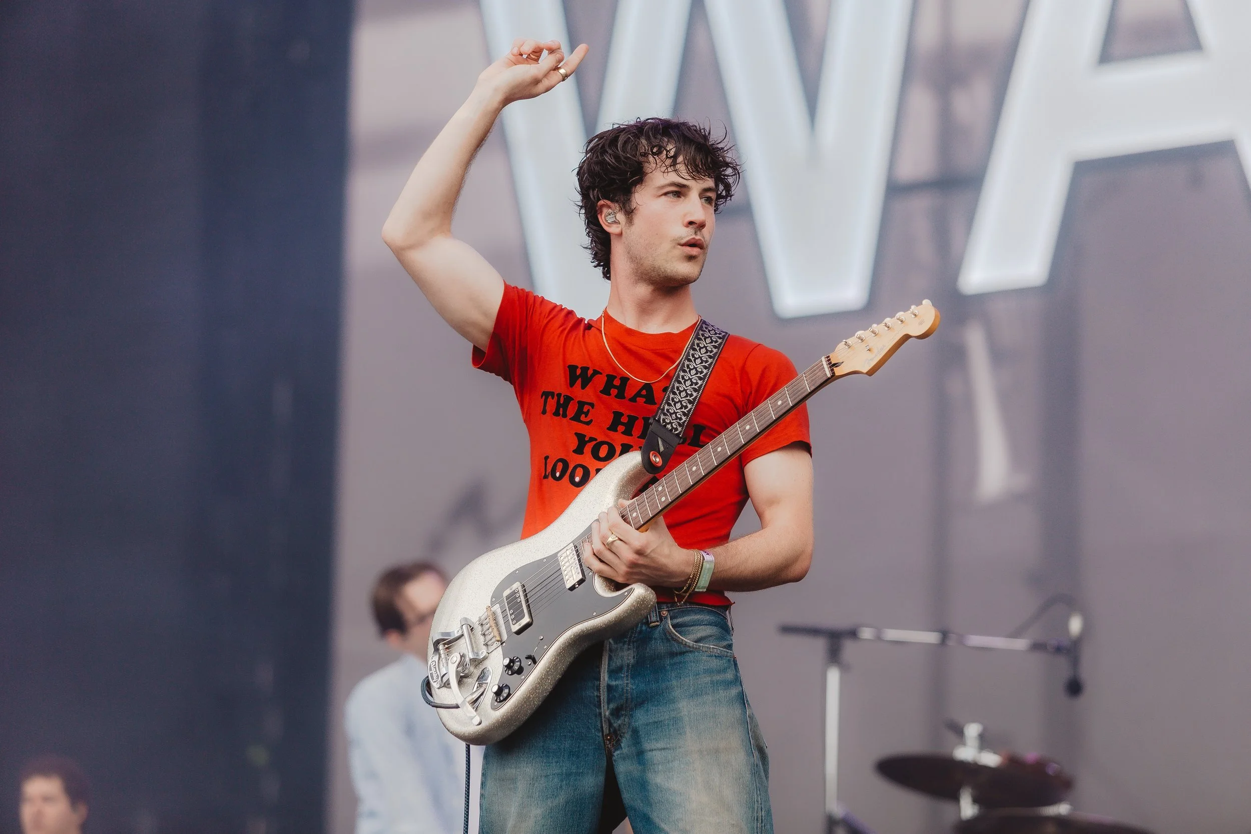 WALLOWS