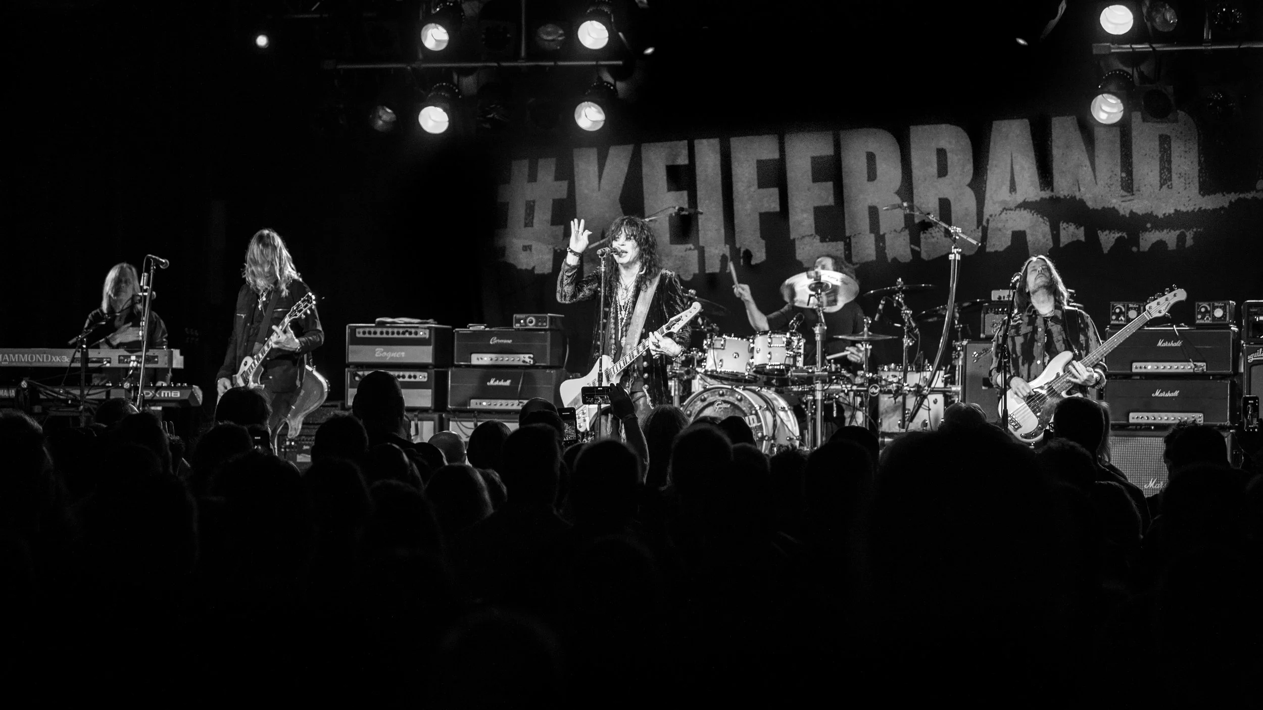 Tom Keifer Band Ignites Starland Ballroom