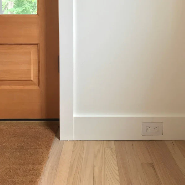 Studio Rai Flush Square Baseboard.png