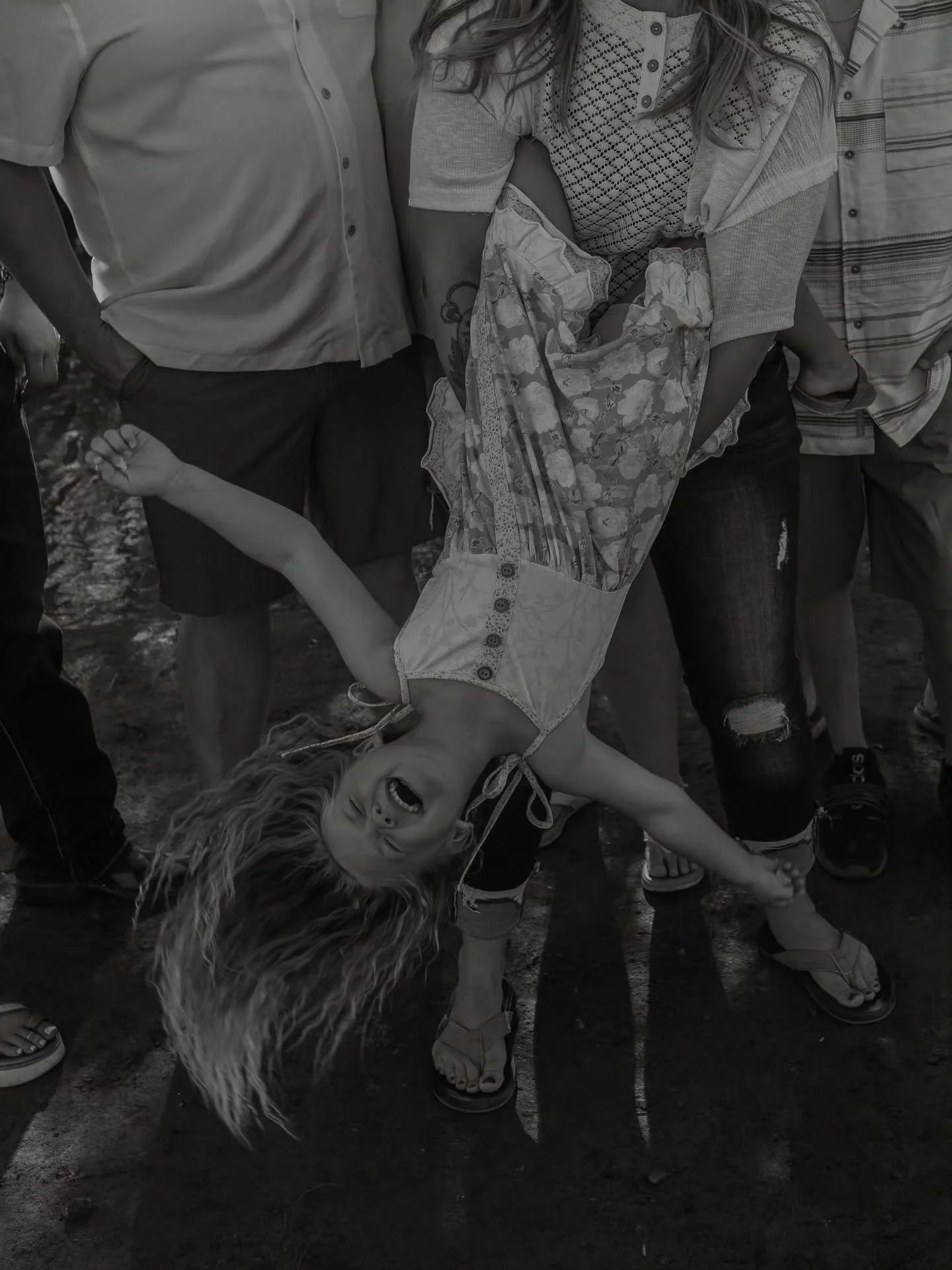 Childhood is LOUD, and messy, and so beautifully carefree. It's what so many of us crave to get back to. That&rsquo;s exactly why it deserves to be documented!

This moment wasn&rsquo;t posed or planned, it was just about getting her to laugh 💛

And