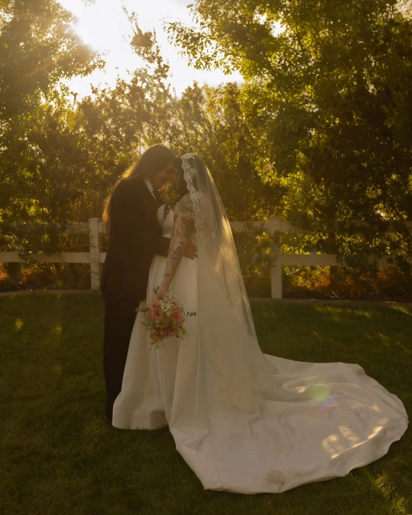 I will (almost selfishly) always suggest taking a moment around sunset to step away just the two of you to capture some photos together 🤭 

If you haven't had a moment just to yourselves all day, this is the perfect excuse to take a break and a brea