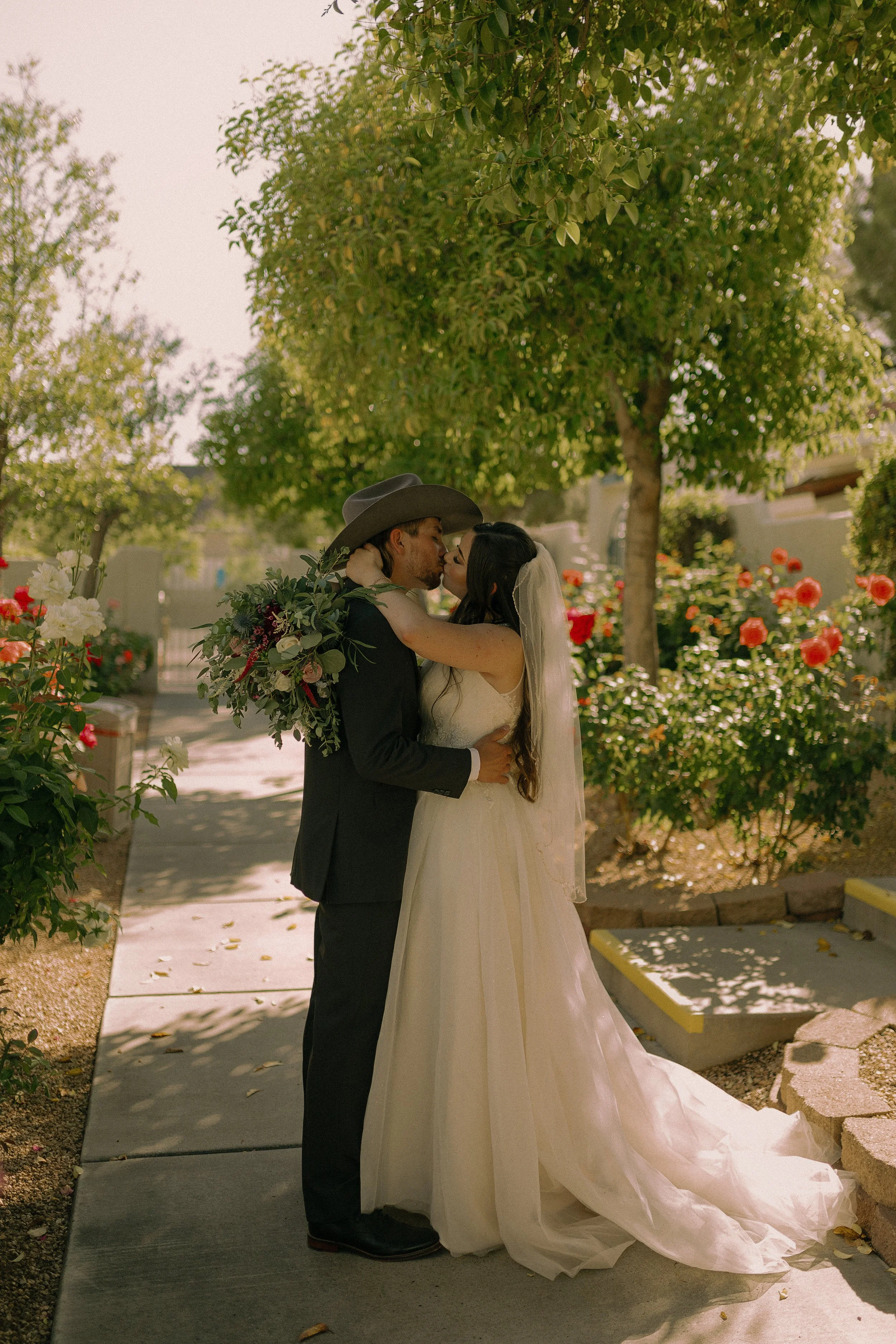 Utah Western Wedding Photographer