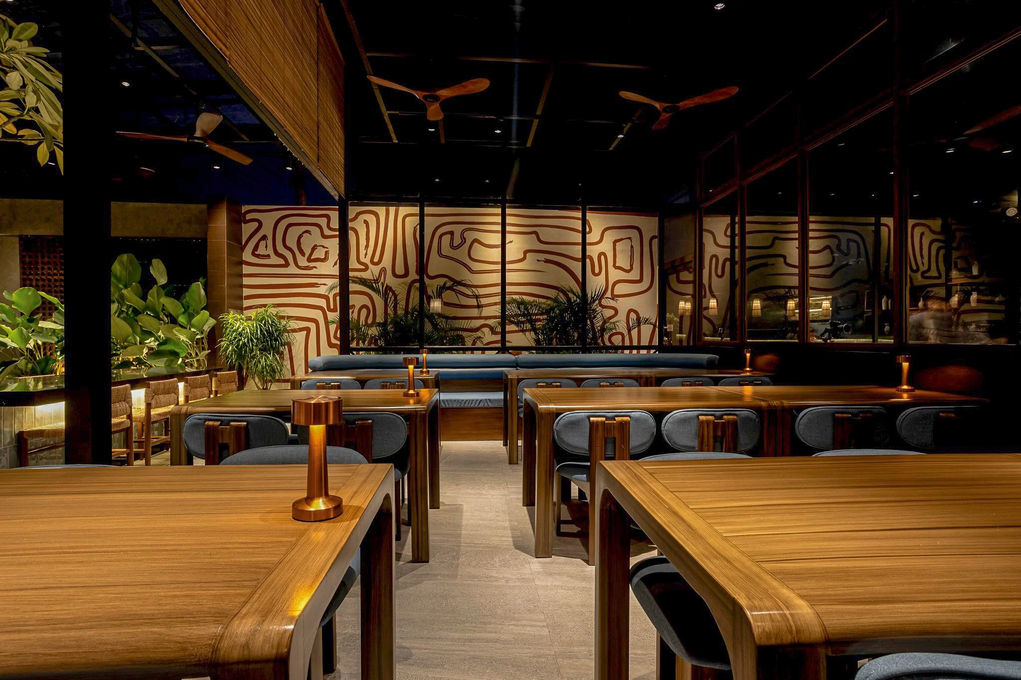 Al Fresco Dining's Modern Art Mural 