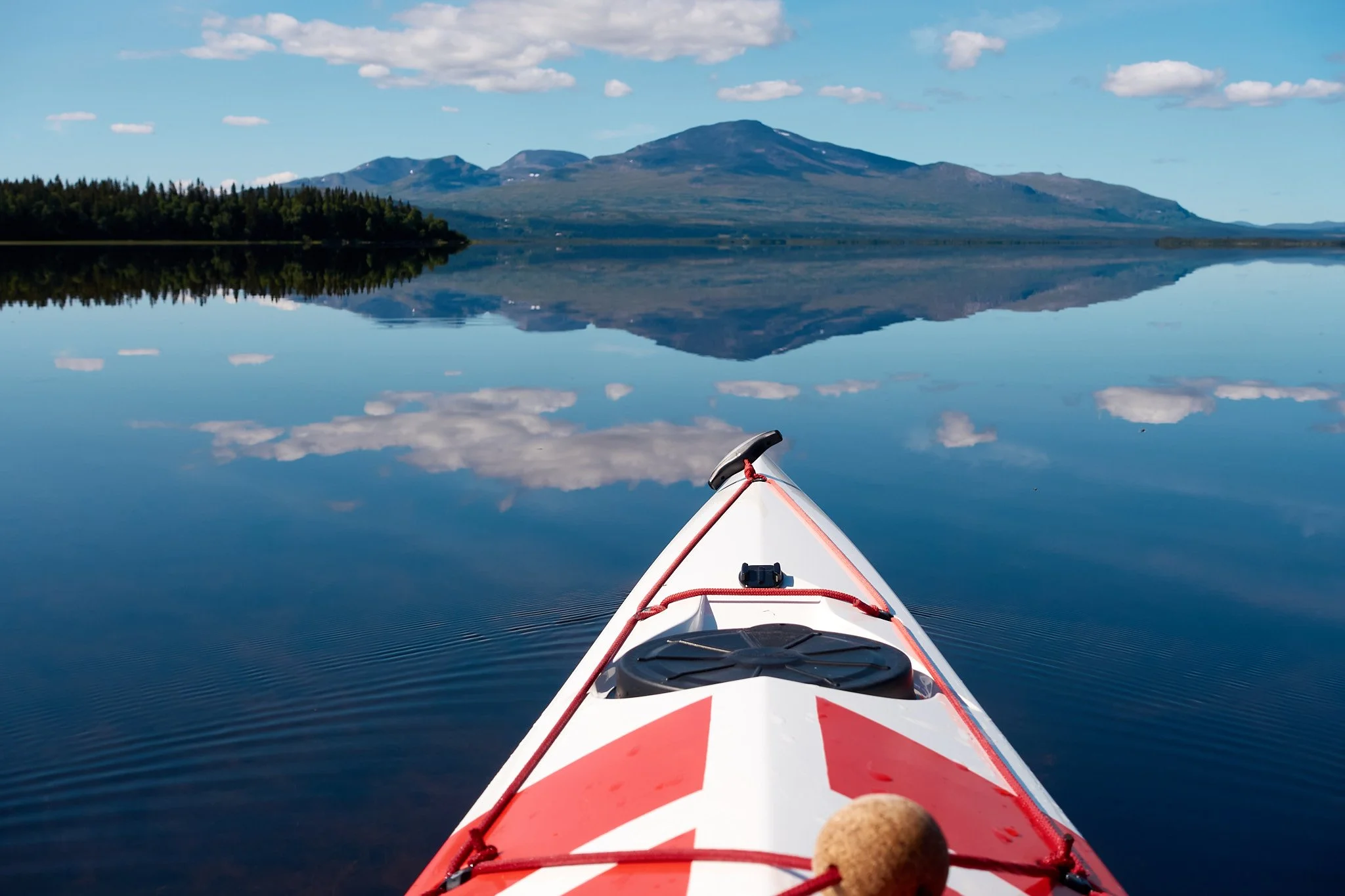 ÅNNSJÖN BY KAYAK