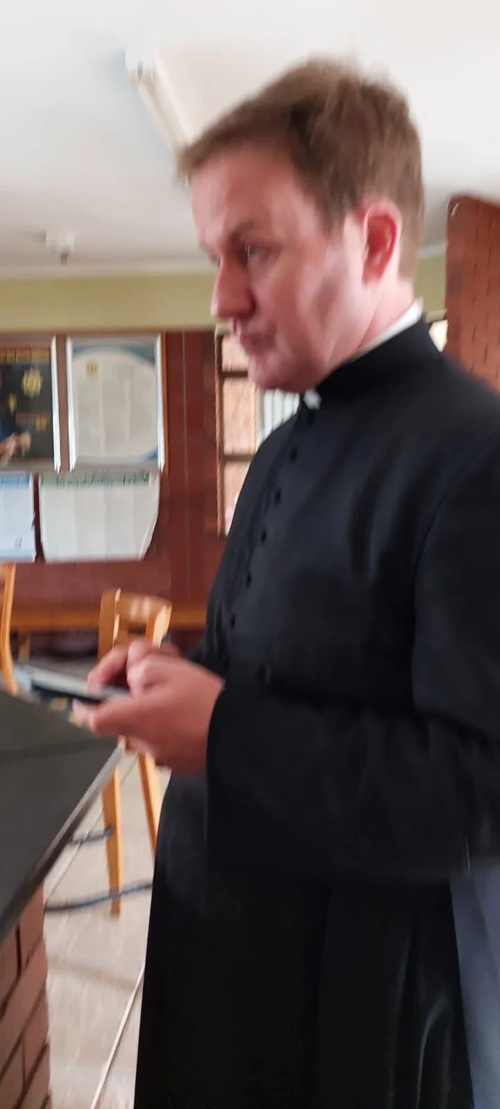 Reverend Joseph Hamilton making his statement at Fishhoek Police Station.