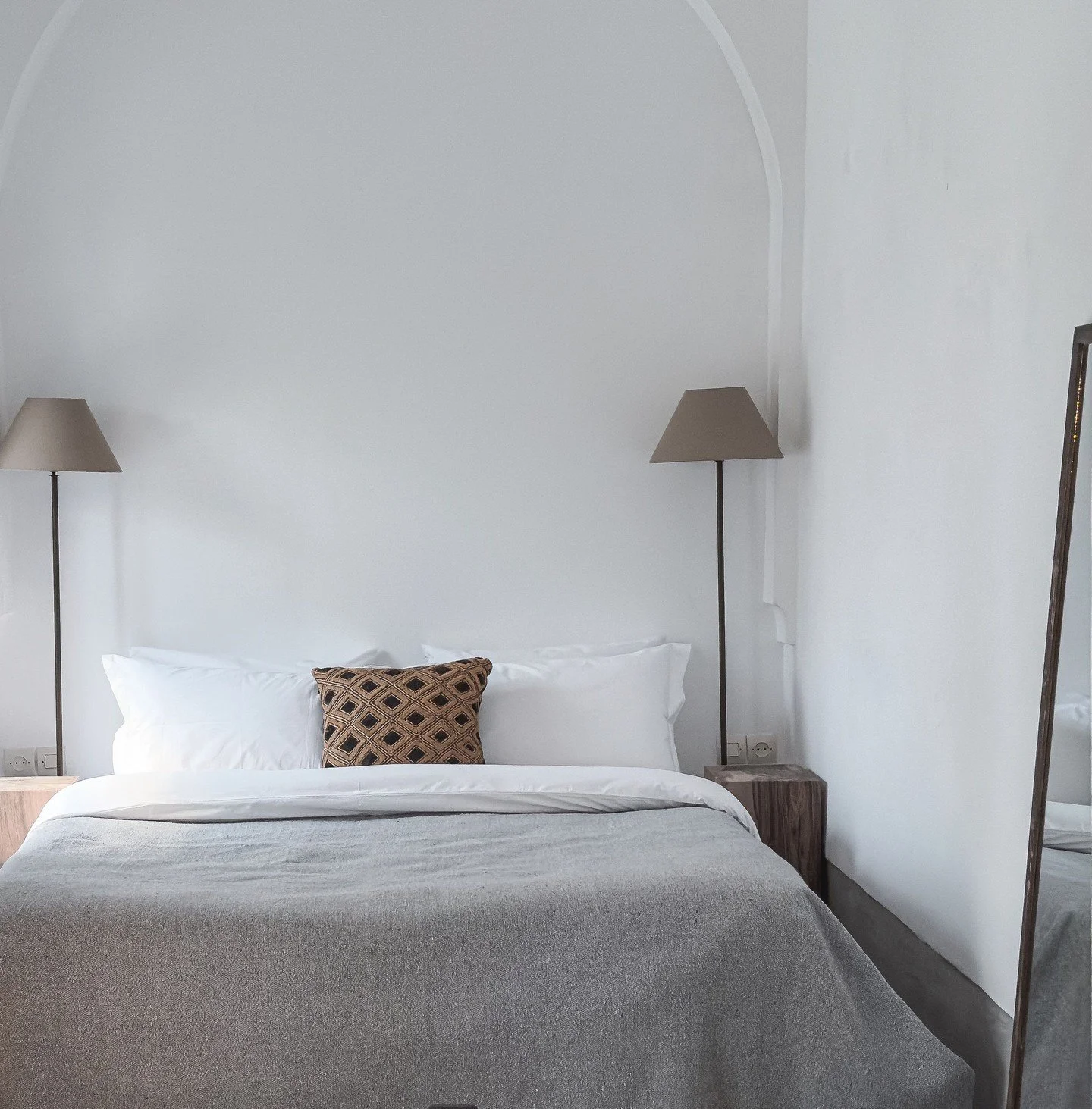 ⴴ Room Zaatar ⴴ⁠
⁠
⁠
⁠
⁠
⁠
⁠
#riad #riadatay #riadmarrakech #marrakech #morocco #authenticmorocco #moroccanescape #riadlife #riadlovers #marrakechriad #beautifuldestinations #cntraveler #boutiquestay #travelmorocco #hiddengems #worldofinteriors #mini