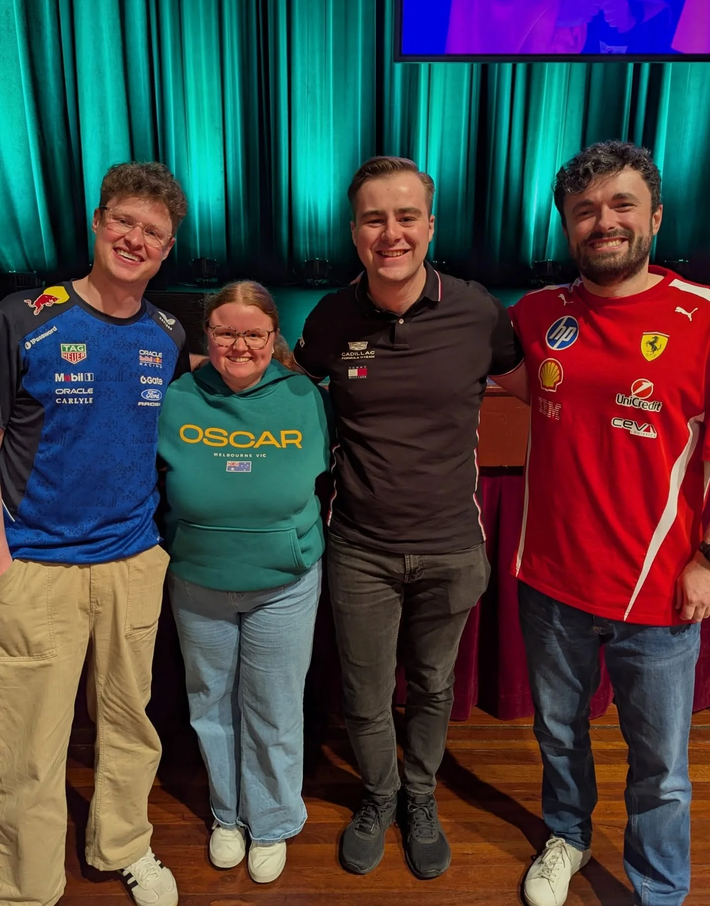 the @mattp1tommy live show did not disappoint - lots of laughs, timtams and all things formula one! 🏎️

and of course no formula one outing would be complete without an @oscarpiastri burger 👌🏼

#p1liveshow #delusiontour #formulaone #f1contentcreat