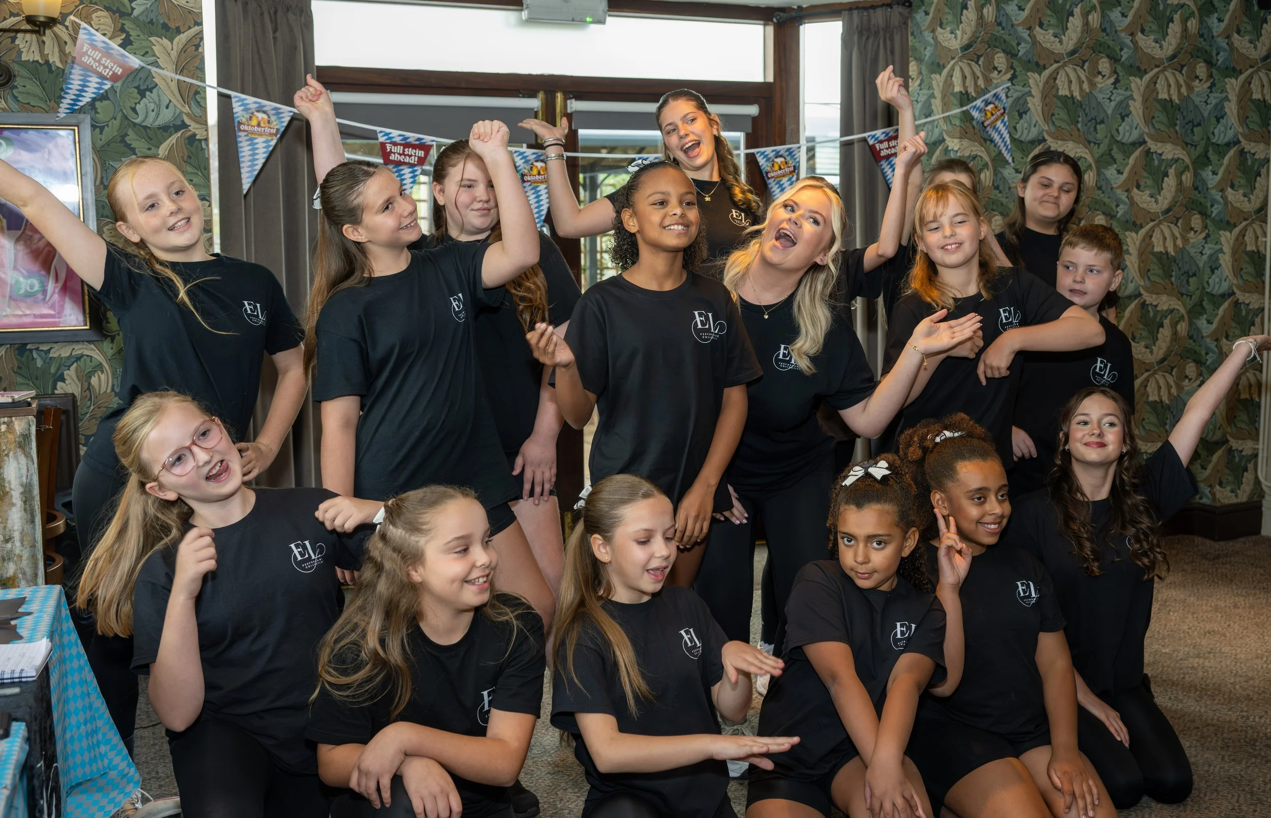 EL Performance 11.jpg