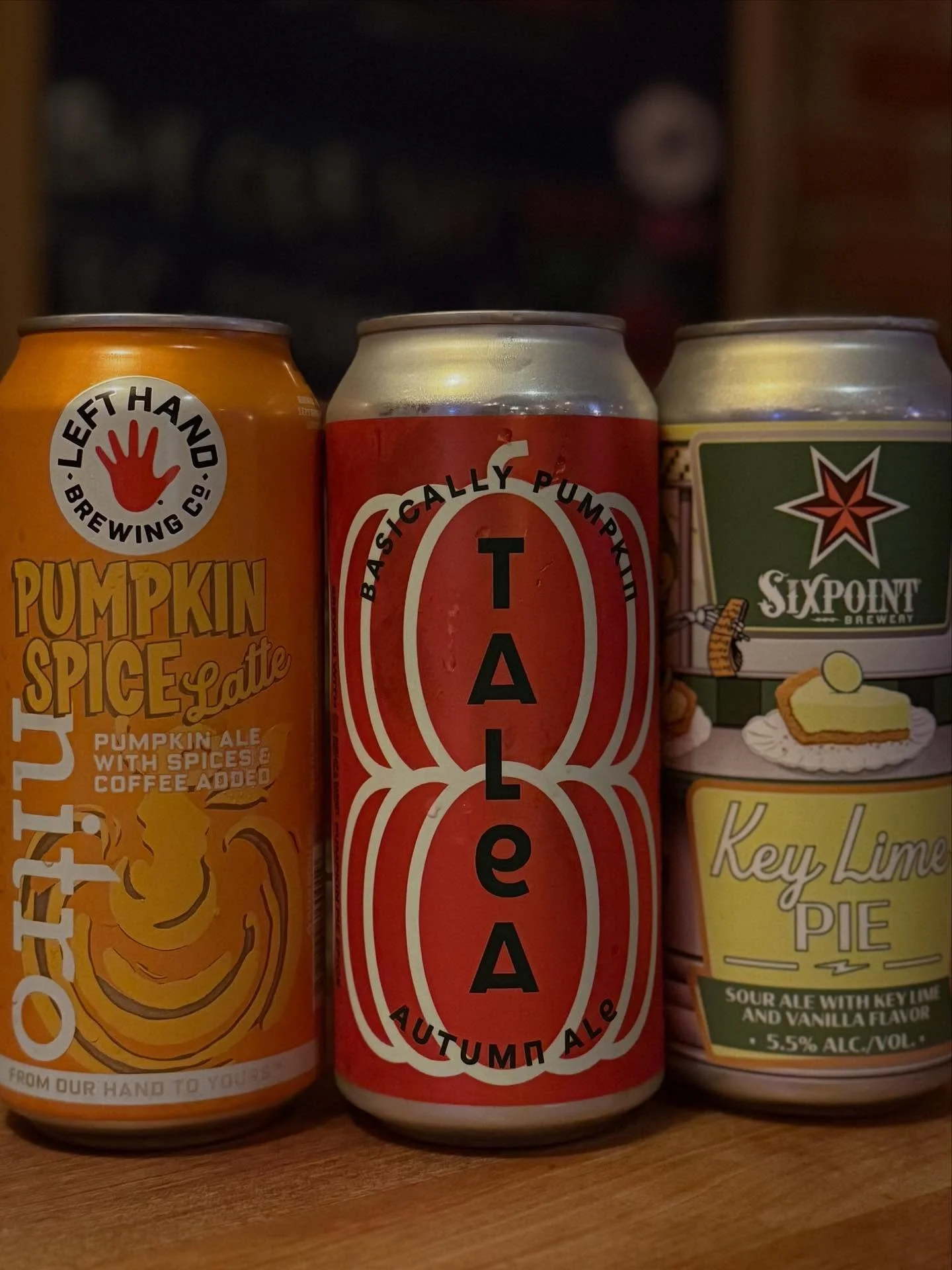 Fall flavors have landed in the bottle shop. π
TALEA Basically Pumpkin – crisp, light-bodied spiced ale with pumpkin pie notes.
Left Hand Brewing Pumpkin Spice Latte Nitro – creamy golden ale with coffee, spice, and a silky nitro finis