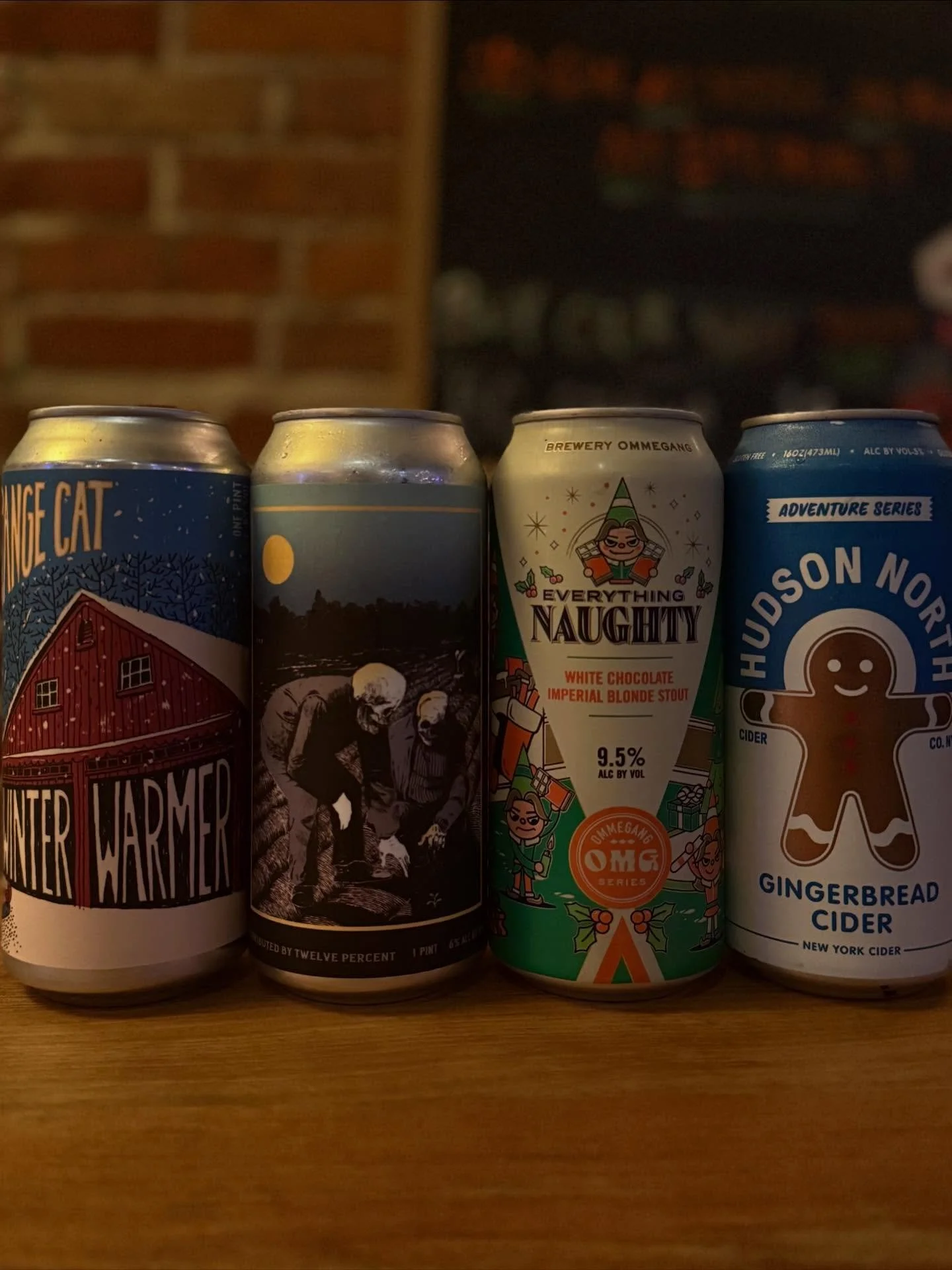 New winter seasonal bottle shop arrivals!

@fatorangecatbrewco Winter Warmer
@hudsonnorthcider Gingerbread Cider
@breweryommegang Everything Naughty Imperial Blonde Stout
@abominationbrewingco Winter Harvester Sour Ale