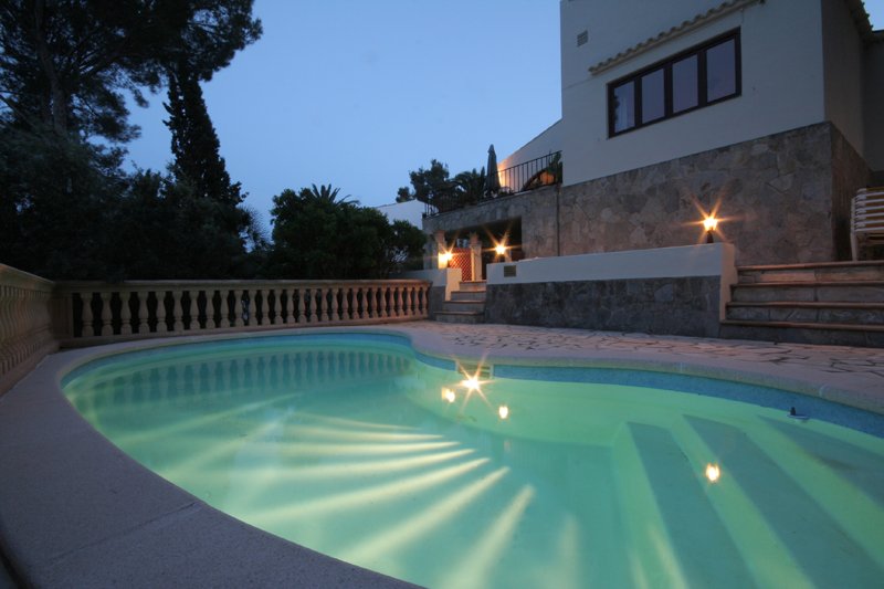 PoolatNightWR.jpg