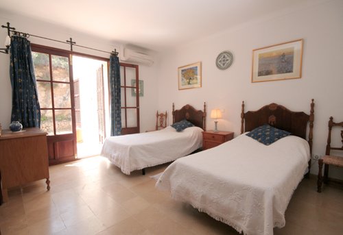 Bedroom 3 (en-suite)